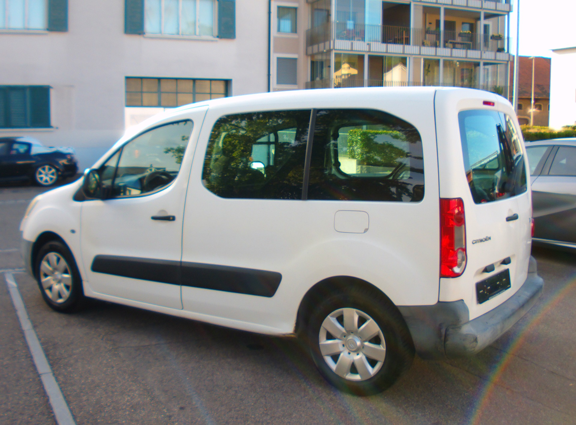 CITROEN Berlingo 1.6 HDi 600 Komfort (Confort)-image-2