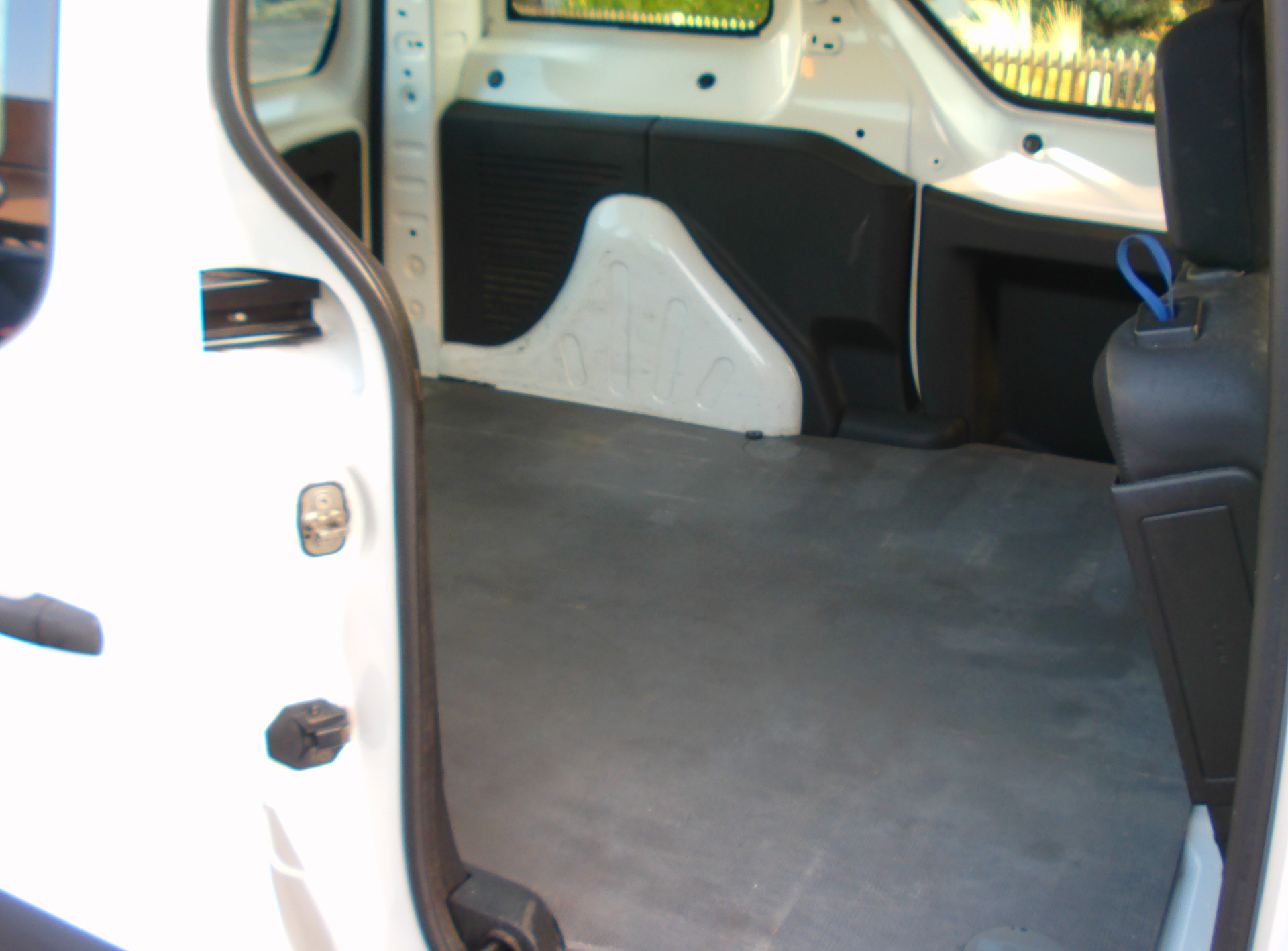 CITROEN Berlingo 1.6 HDi 600 Komfort (Confort)-image-9