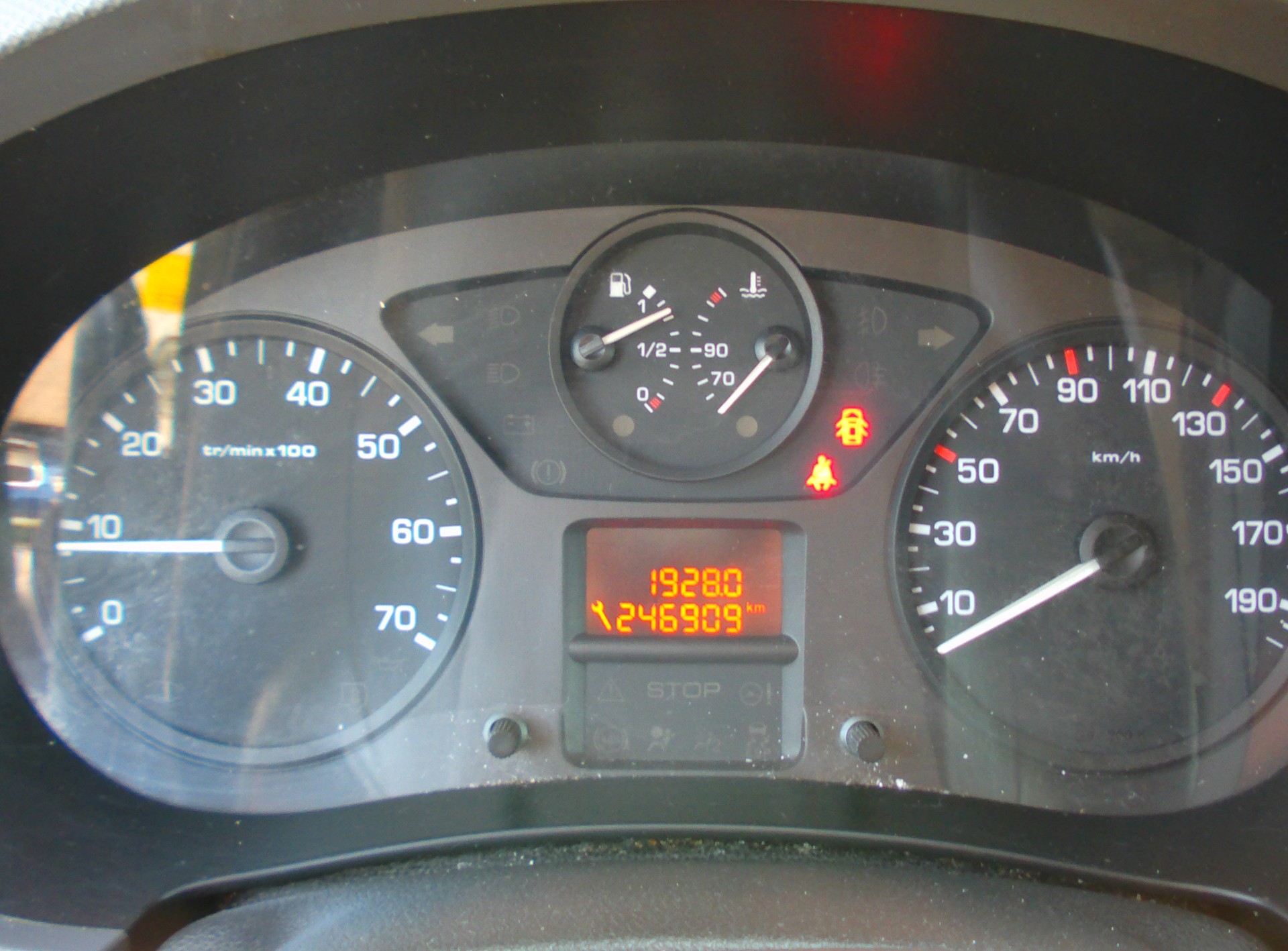 CITROEN Berlingo 1.6 HDi 600 Komfort (Confort)-image-11