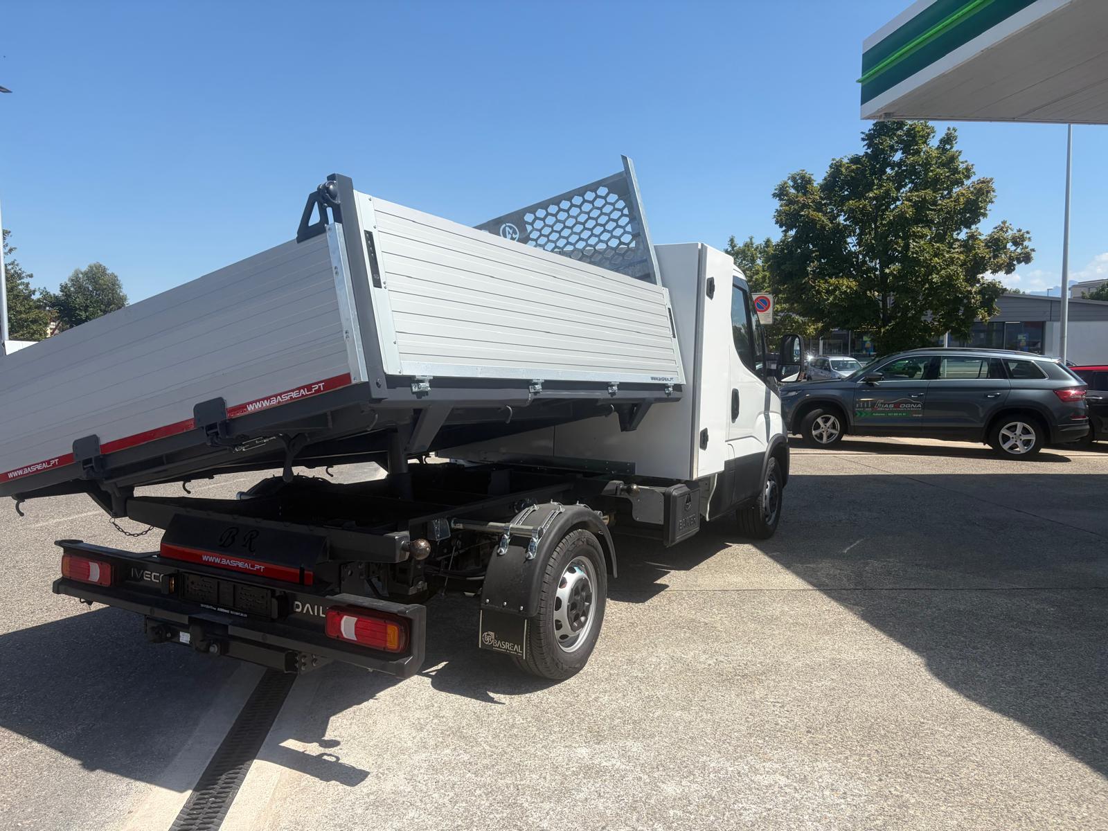 IVECO 35 S 16H-image-4