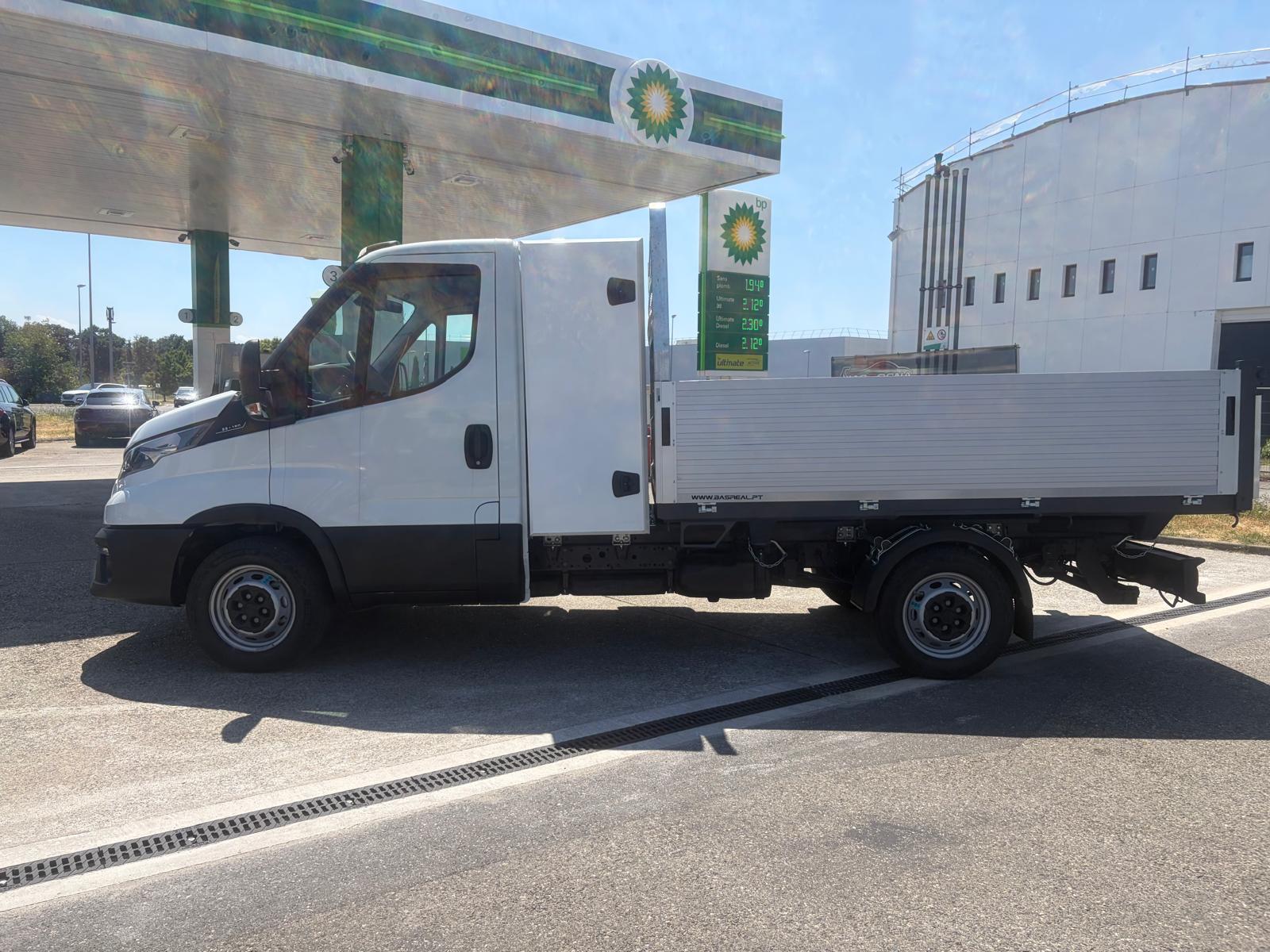 IVECO 35 S 16H-image-1