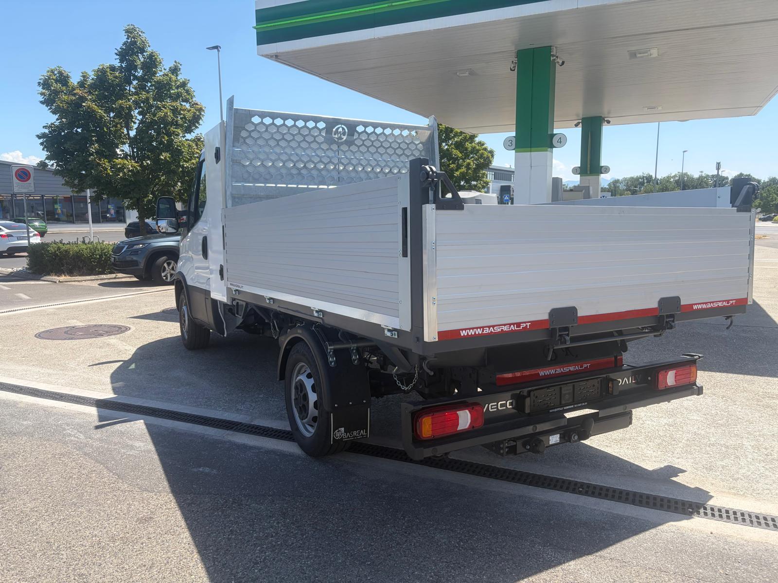 IVECO 35 S 16H-image-5