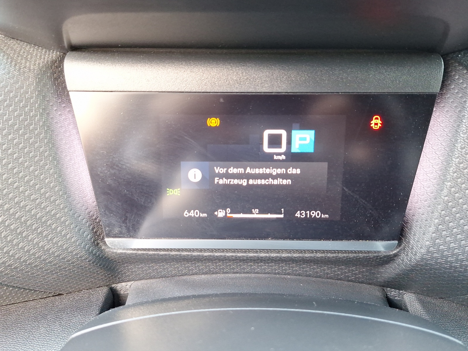 CITROEN C4 1.5 BlueHDi Max-image-13