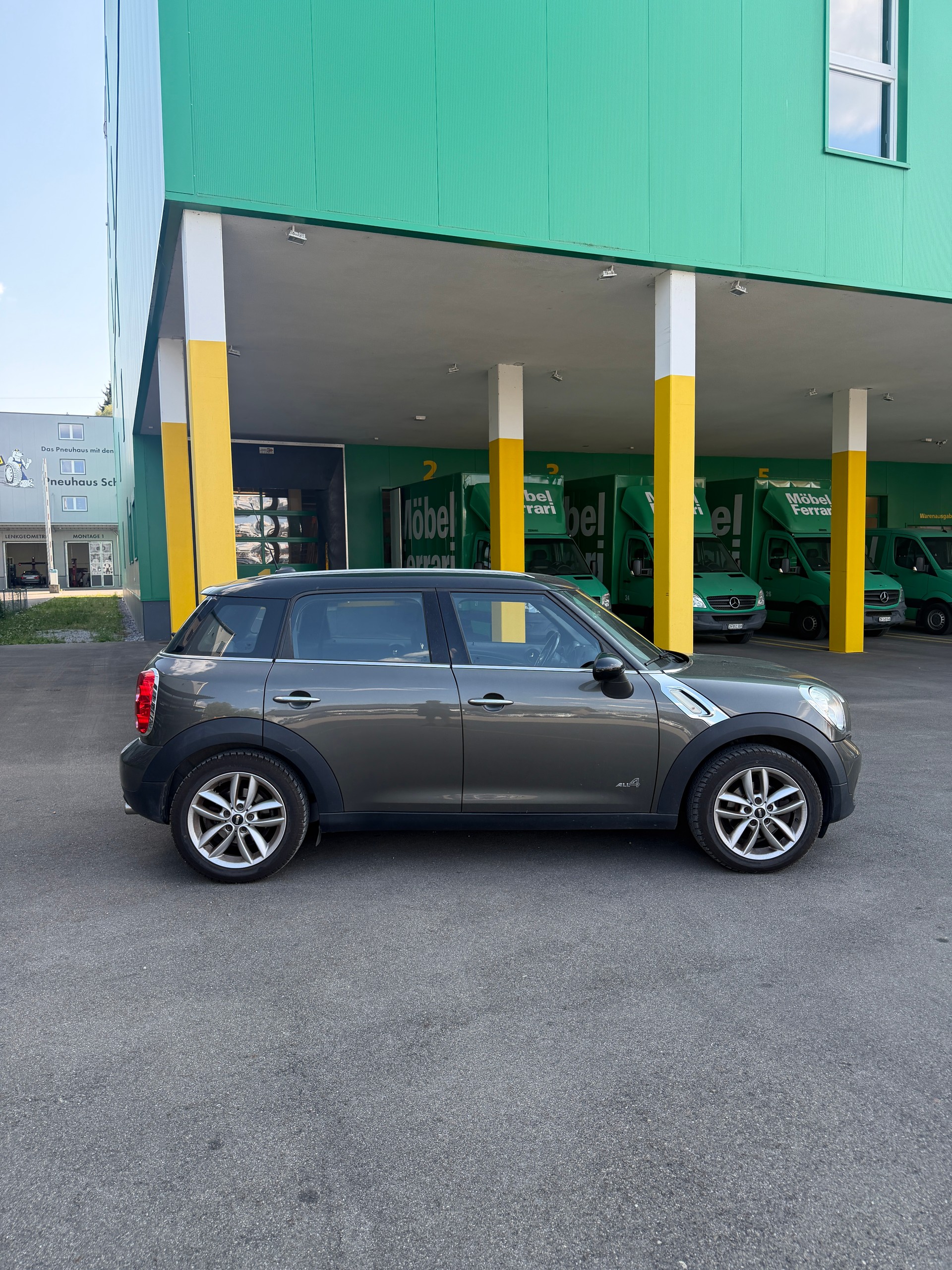 MINI Countryman Cooper D ALL4-image-7