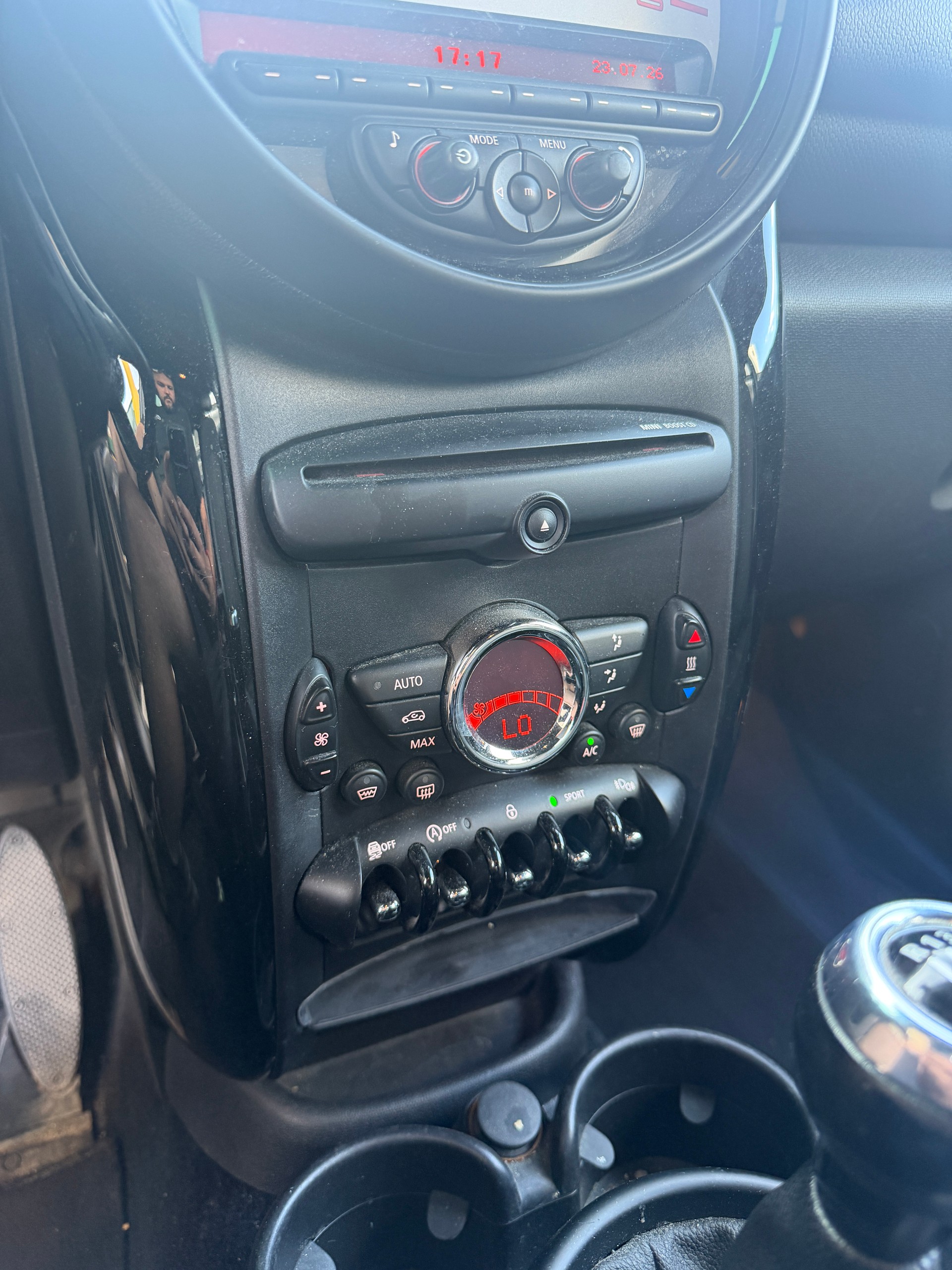 MINI Countryman Cooper D ALL4-image-10