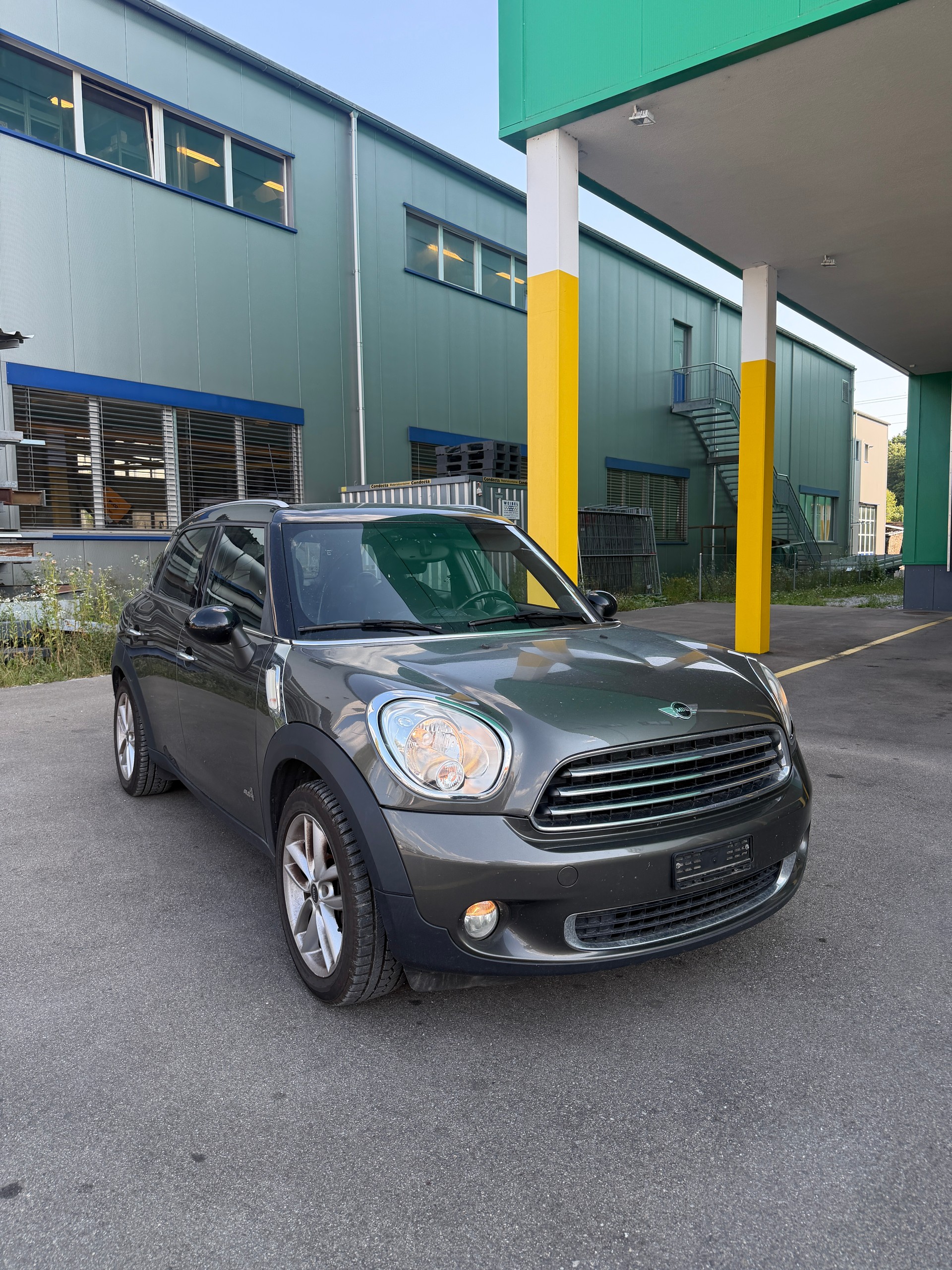 MINI Countryman Cooper D ALL4-image-0