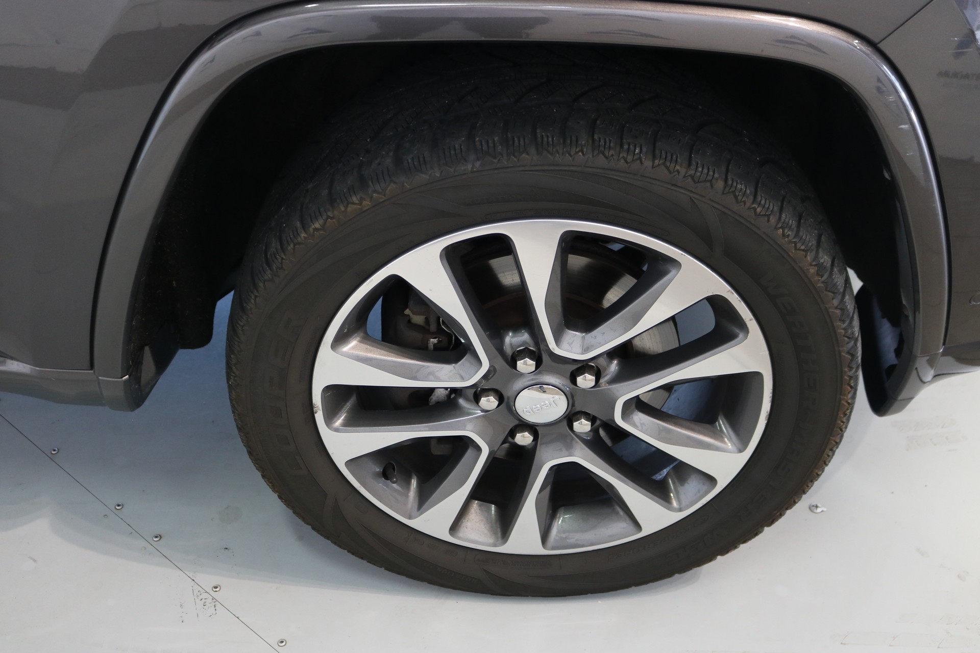 JEEP Grand Cherokee 3.0 CRD Overland Automatic-image-25
