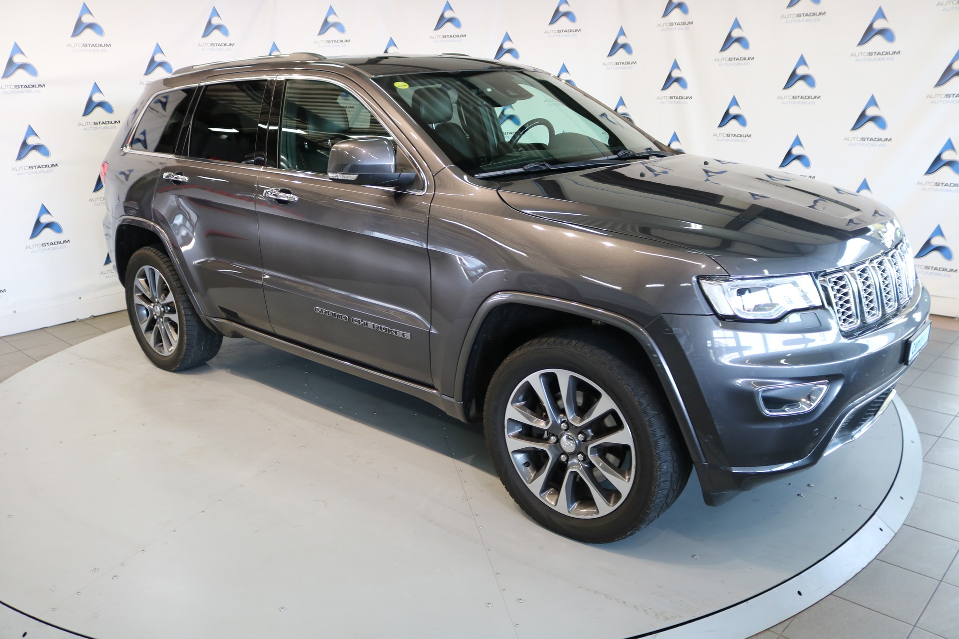 JEEP Grand Cherokee 3.0 CRD Overland Automatic-image-20