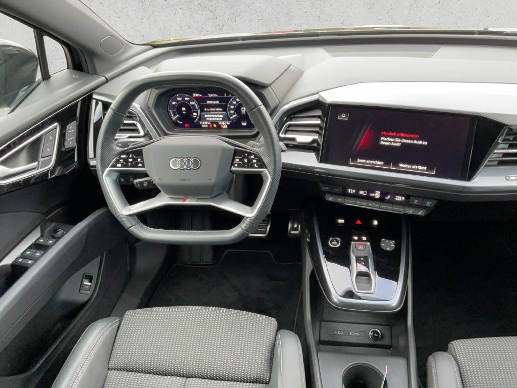 AUDI Q4 e-tron 50 quattro-image-10