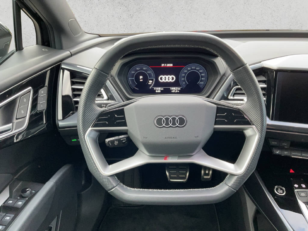 AUDI Q4 e-tron 50 quattro-image-9