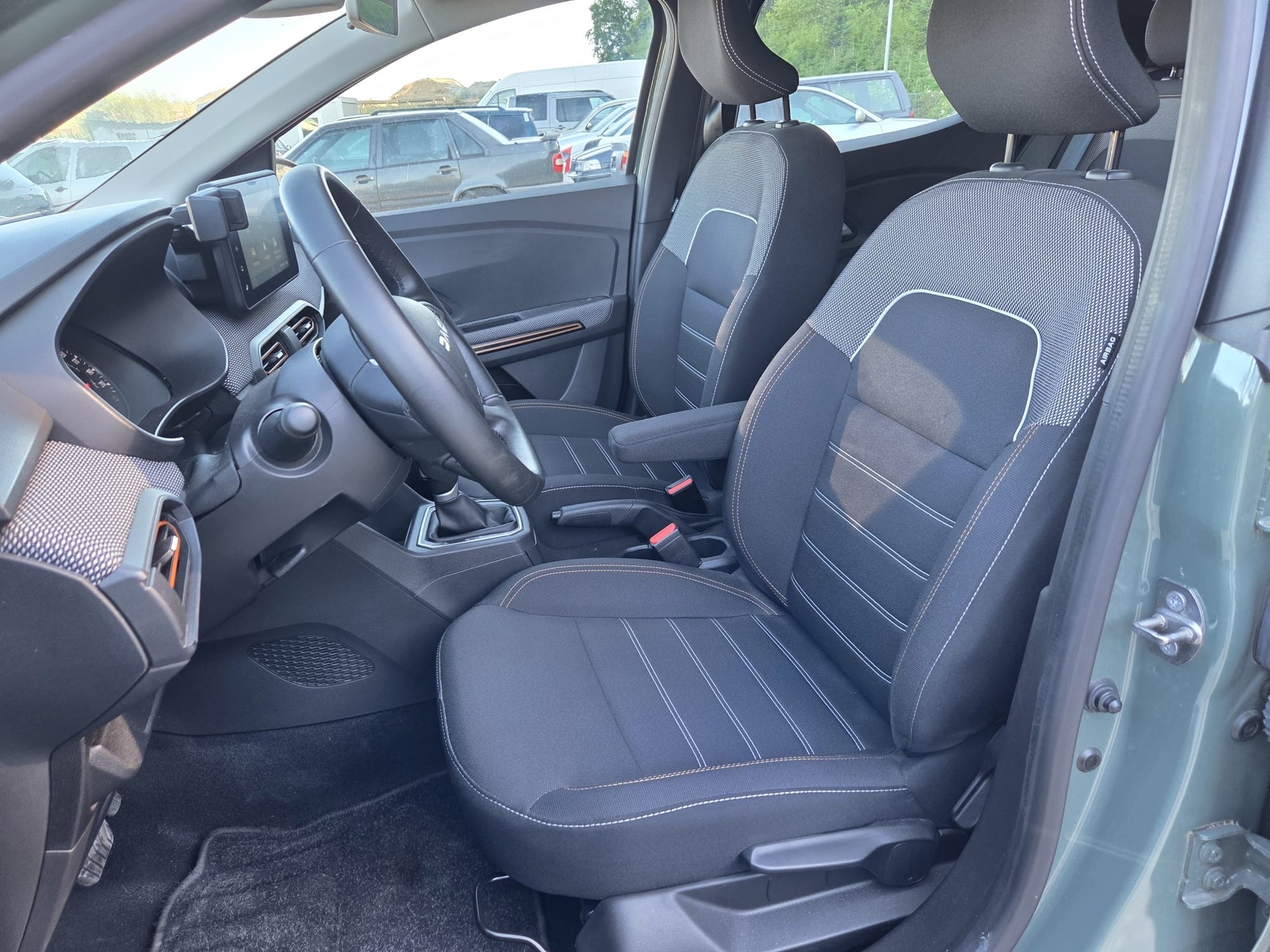 DACIA Sandero Stepway TCe 90 Expression CVT-image-9