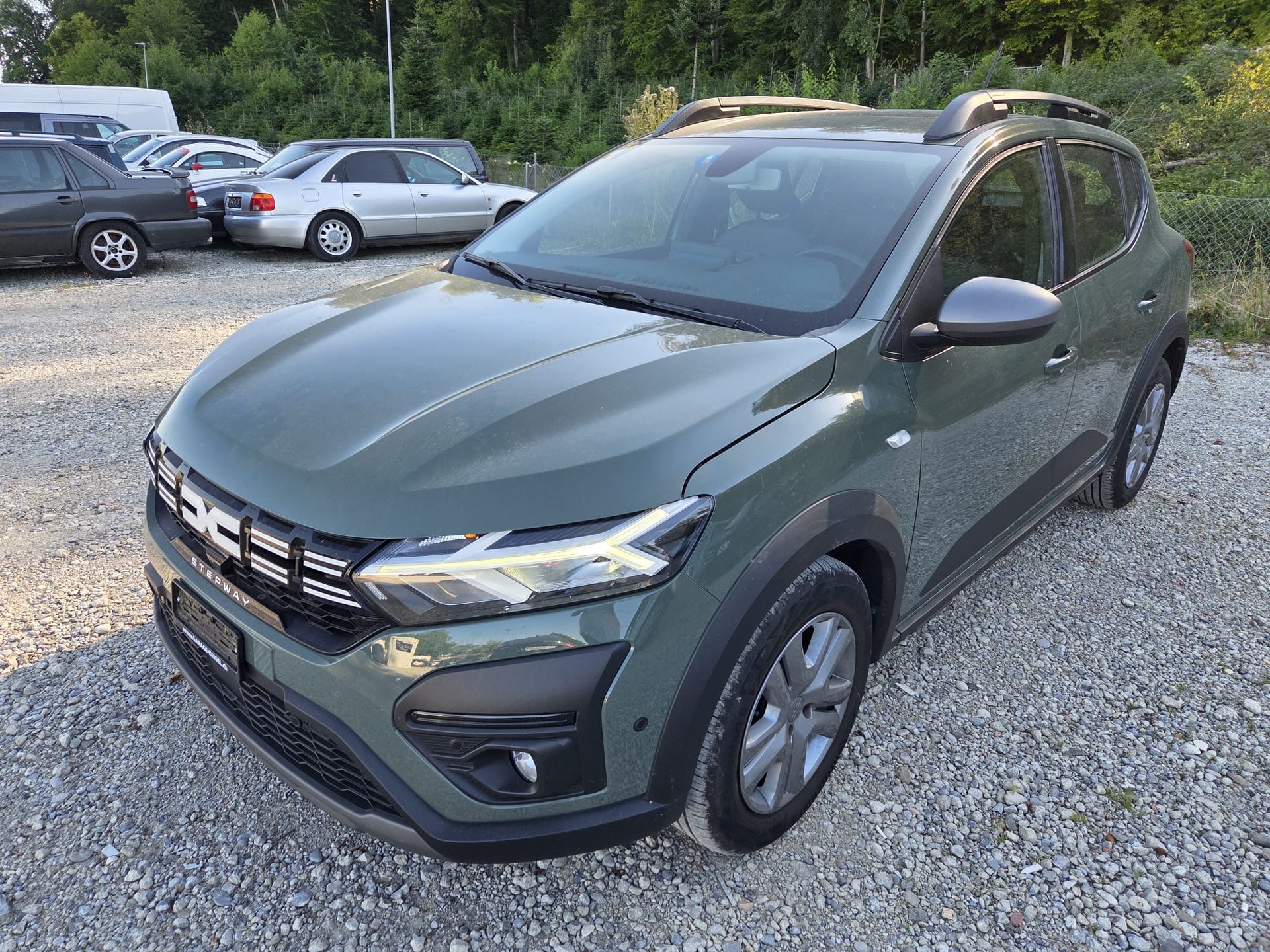 DACIA Sandero Stepway TCe 90 Expression CVT-image-1