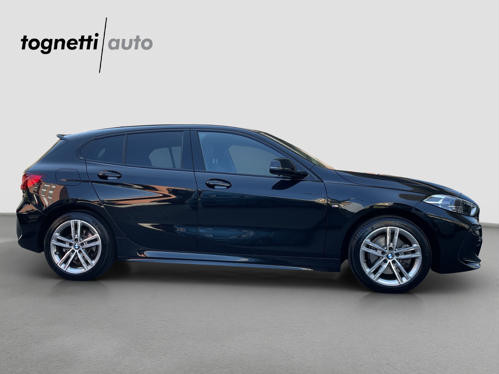 BMW 118i M Sport-image-2