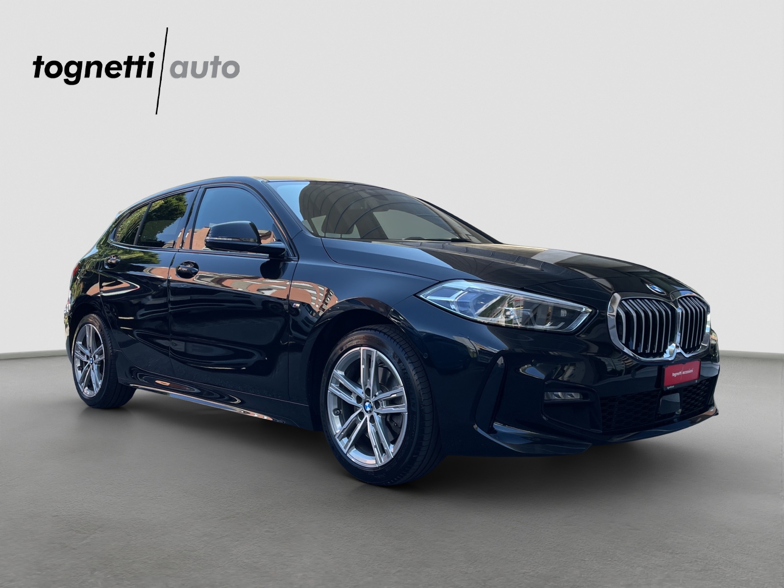 BMW 118i M Sport-image-1