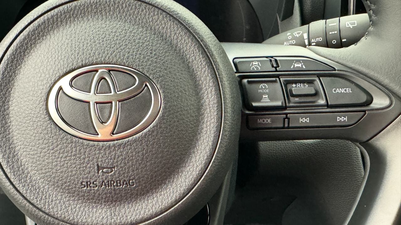 TOYOTA Yaris Cross 1.5 Style e-CVT-image-9