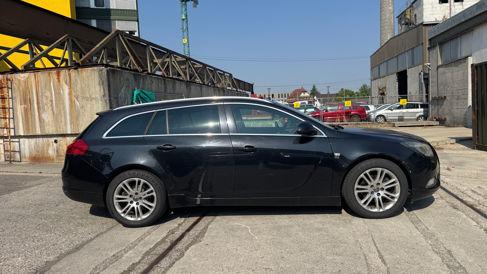OPEL Insignia A 2.0 Turbo 4WD-image-5