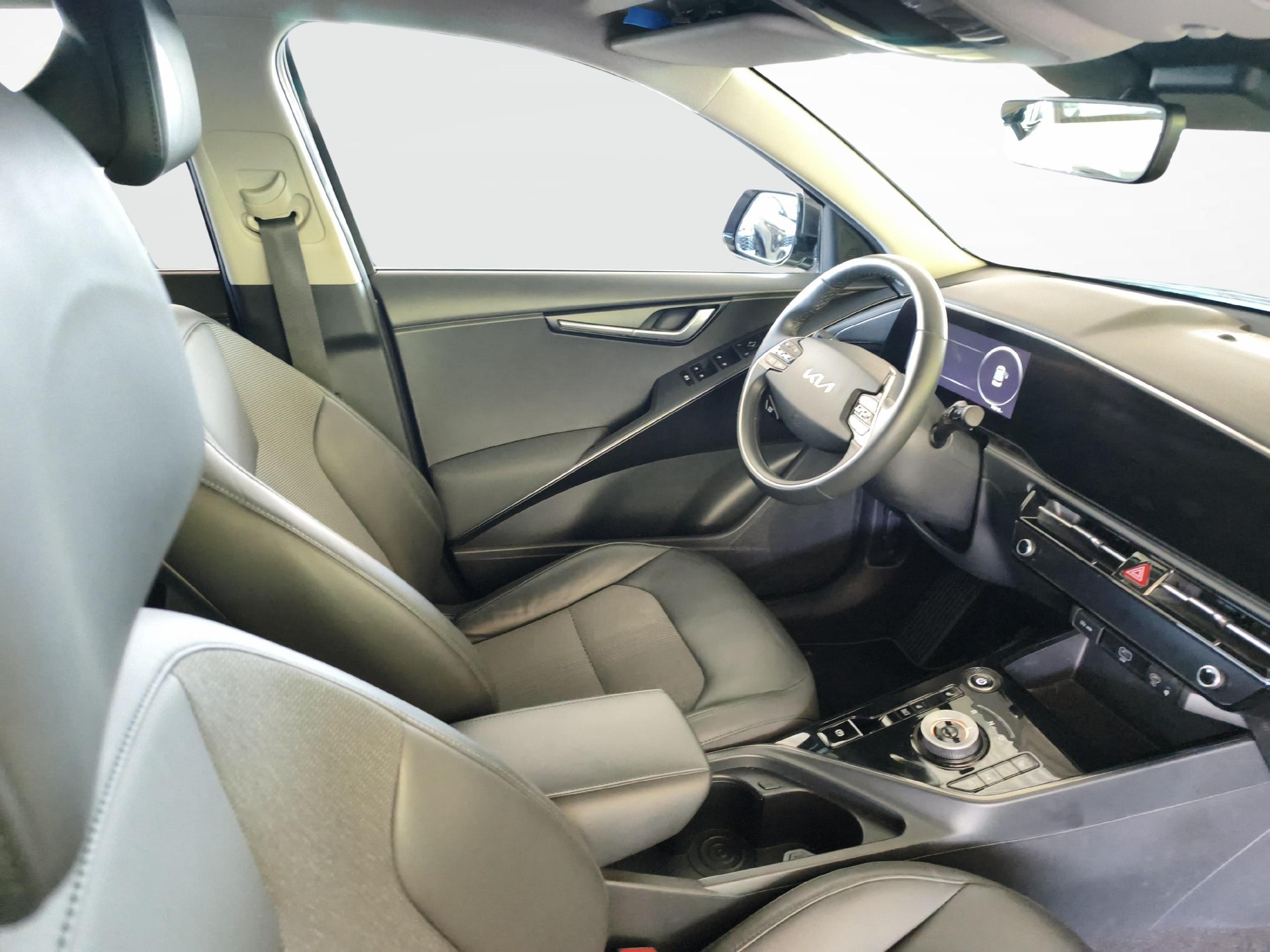 KIA Niro EV Power Edition + Gancio traino amovibile e Ruote invernali inclusi-image-10