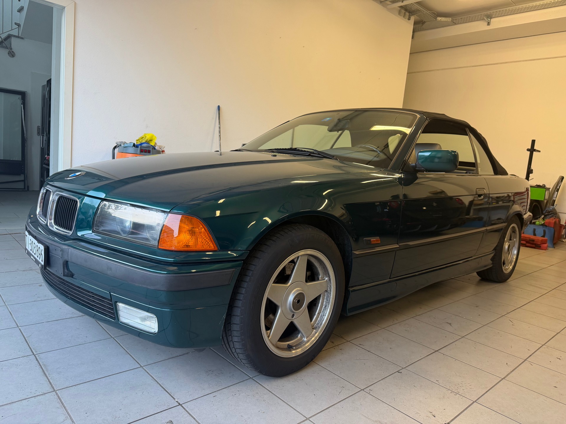 BMW 320i Cabrio*Service Book Completo*-image-0