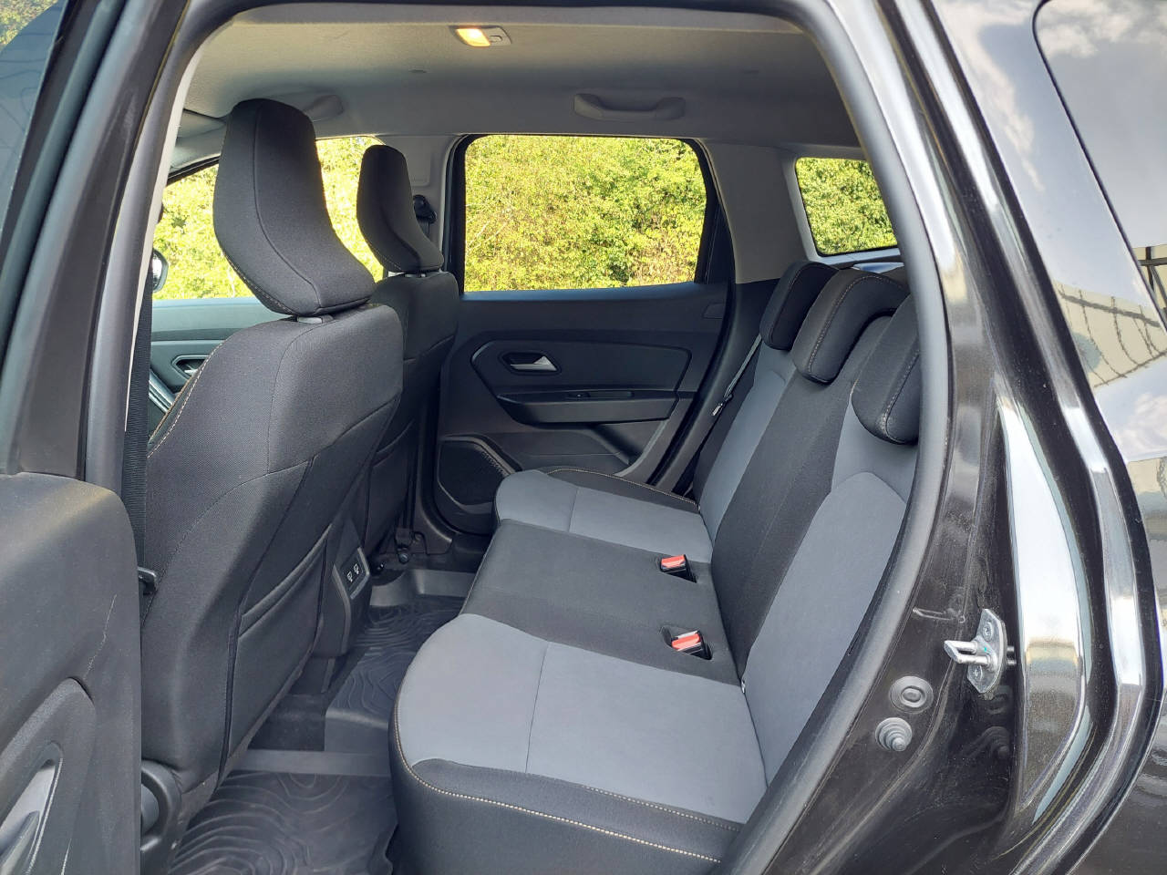 DACIA Duster 1.3 TCe 150 Extreme EDC-image-7