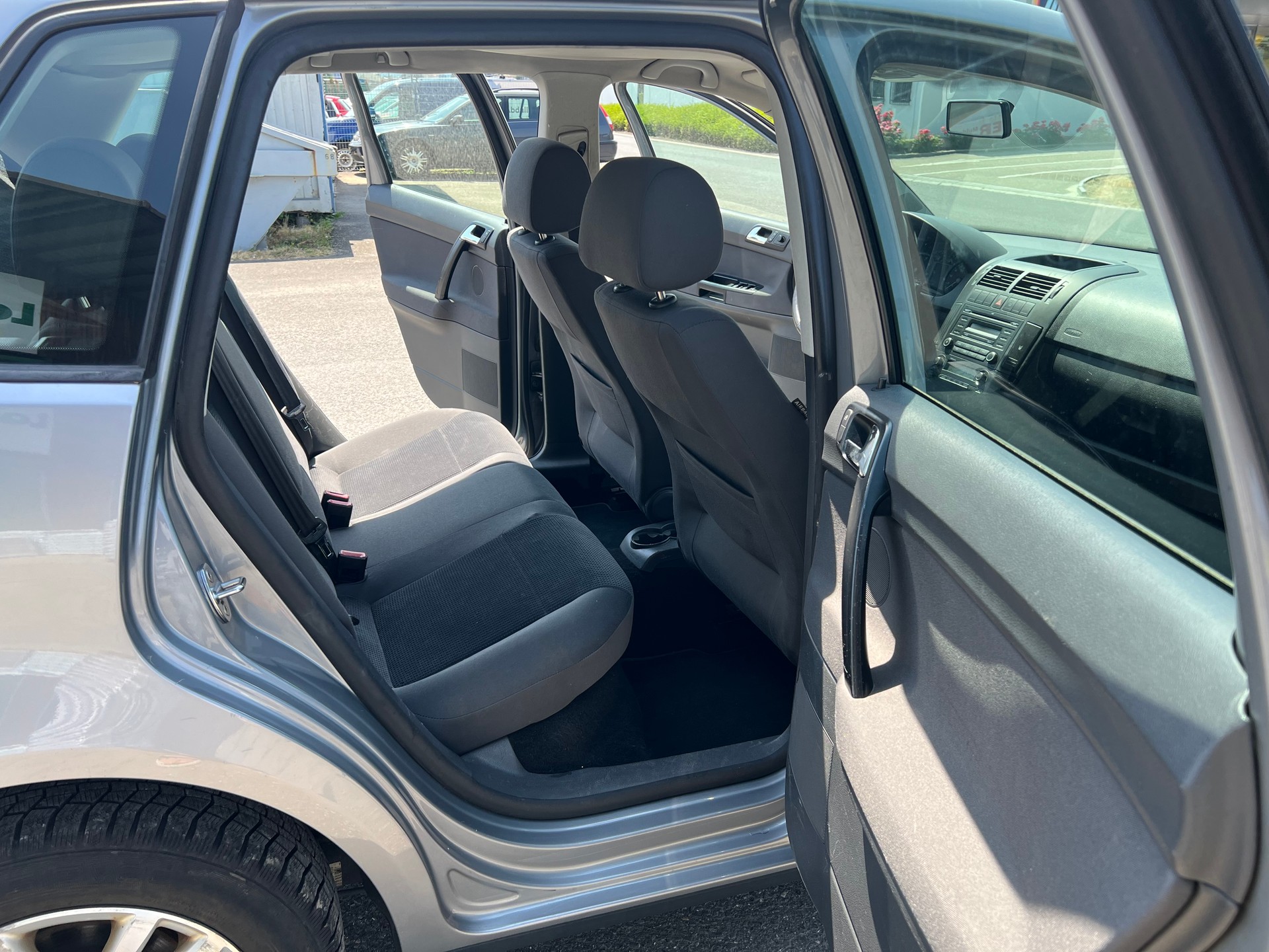 VW Polo 1.6 16V Comfortline-image-10