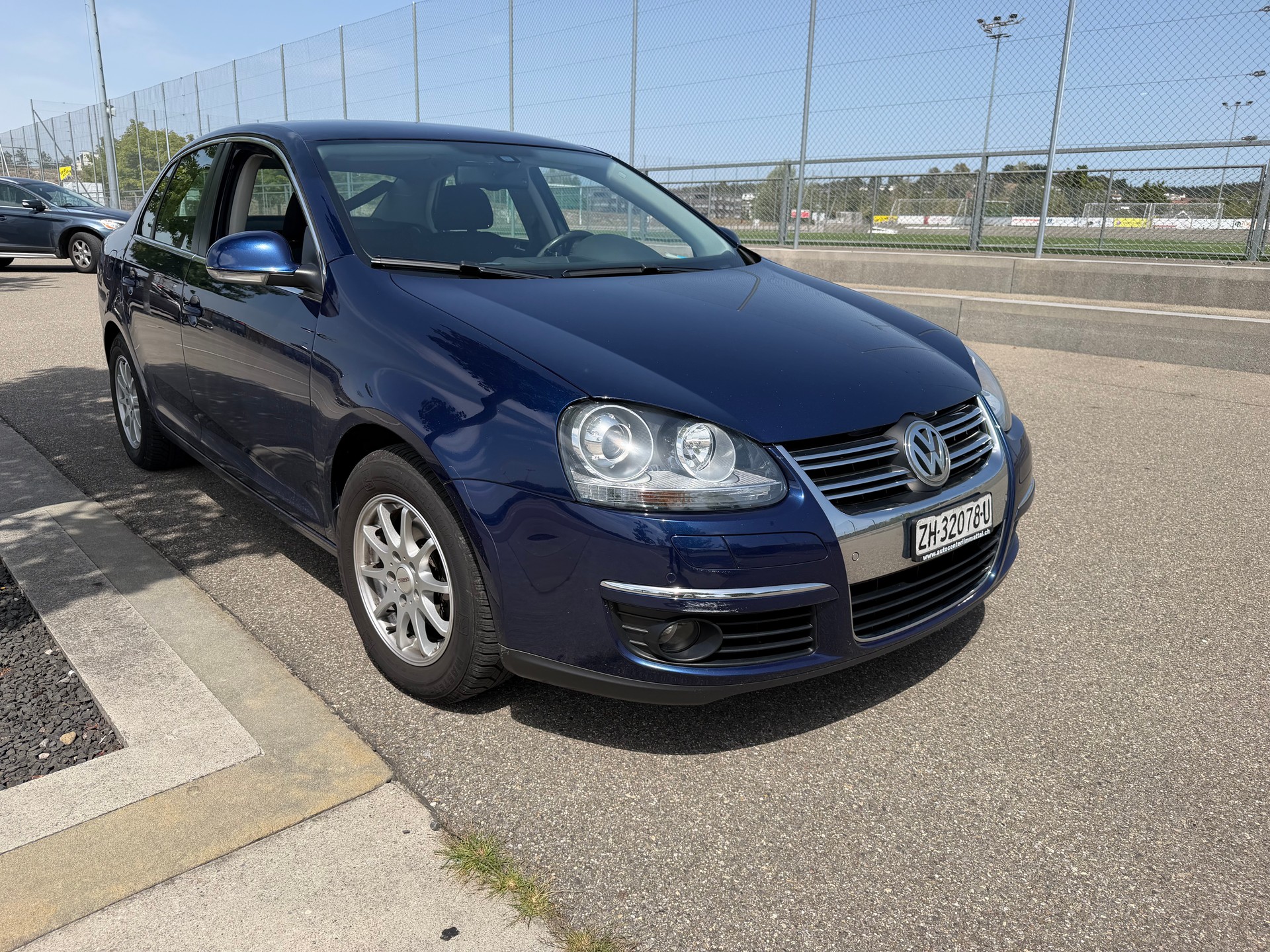 VW Jetta 1.4 TSI Highline-image-0