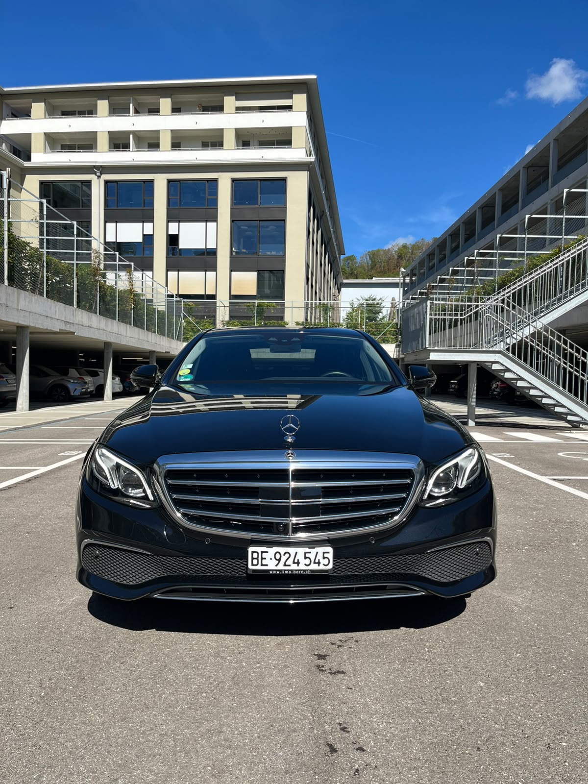 MERCEDES-BENZ E- Klasse-image-2