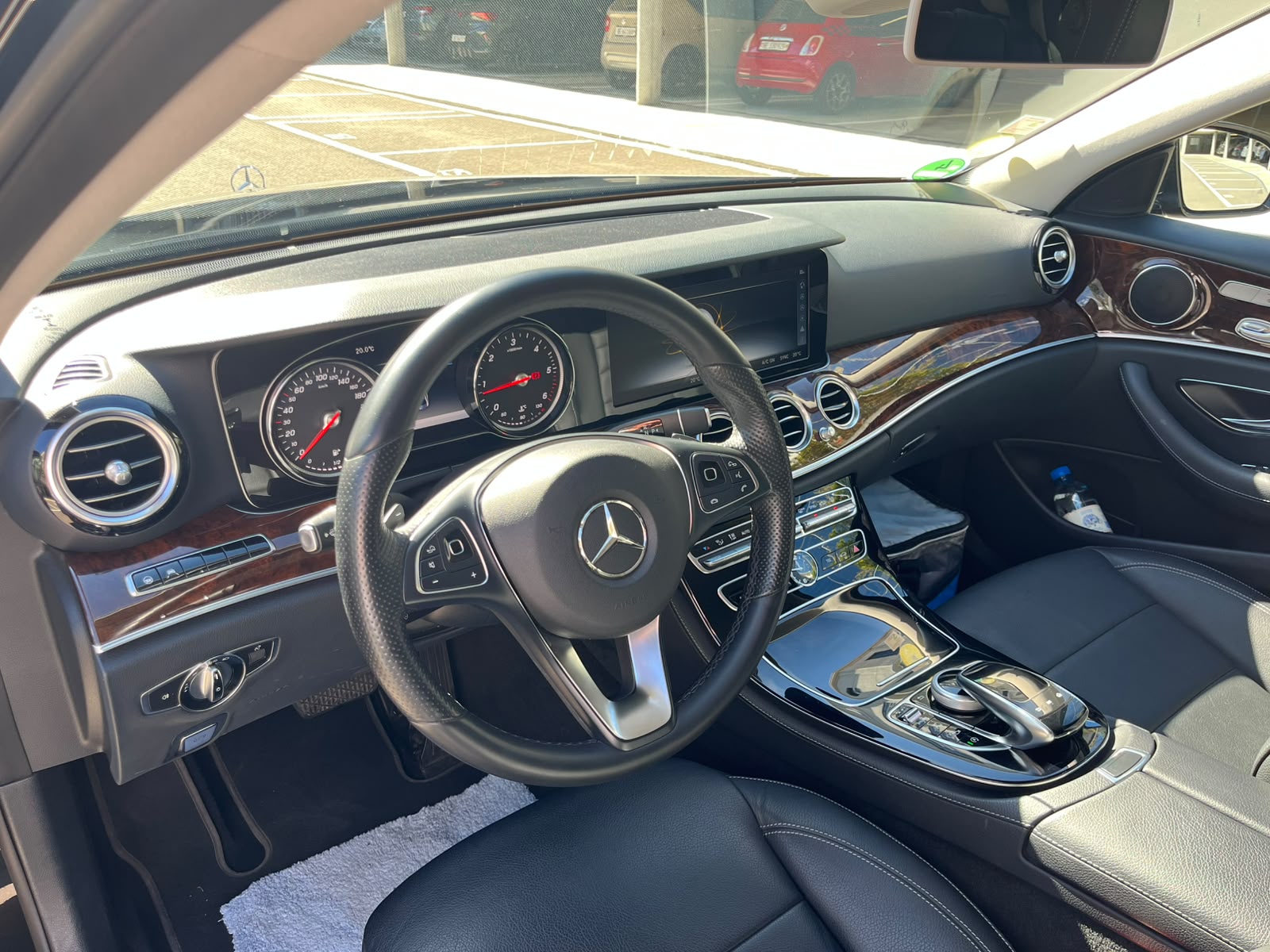 MERCEDES-BENZ E- Klasse-image-4