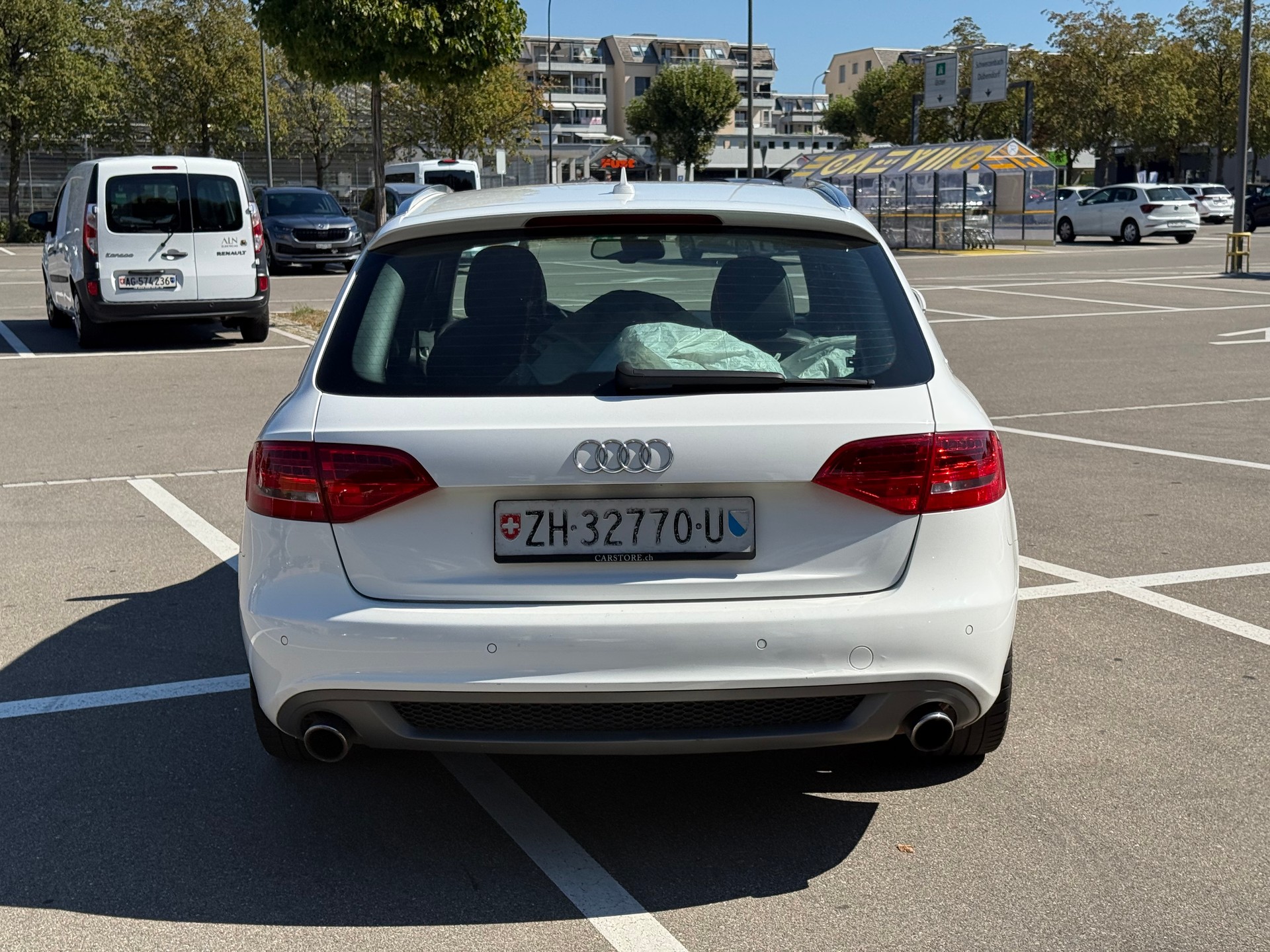 AUDI A4 Avant 2.0 TFSI quattro-image-9