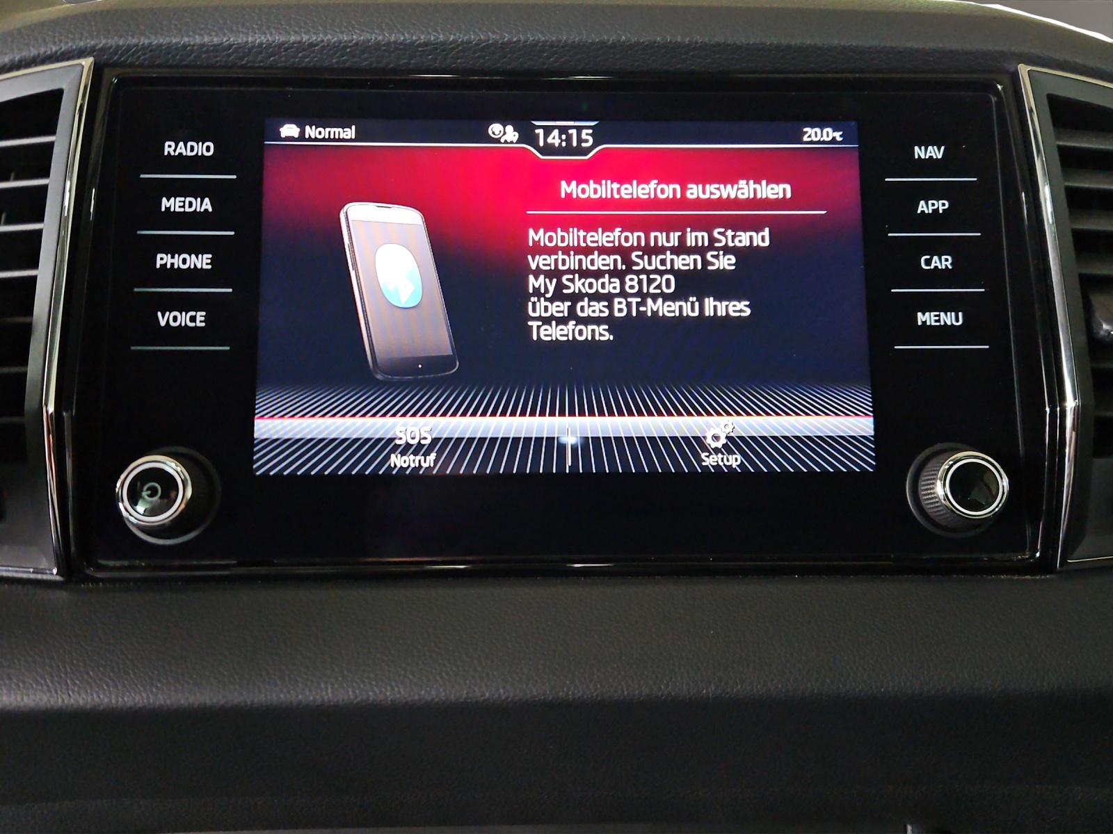 SKODA Karoq 2.0 TDI CR Scout 4x4 DSG-image-14