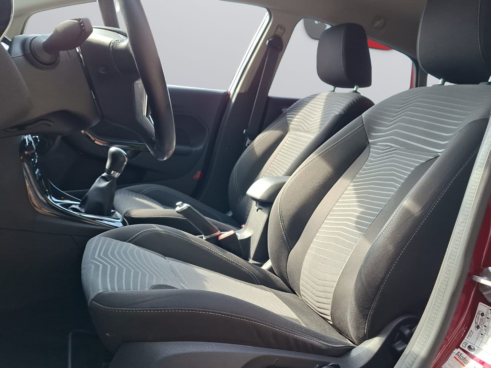 FORD Fiesta 1.0 SCTi Trend-image-9