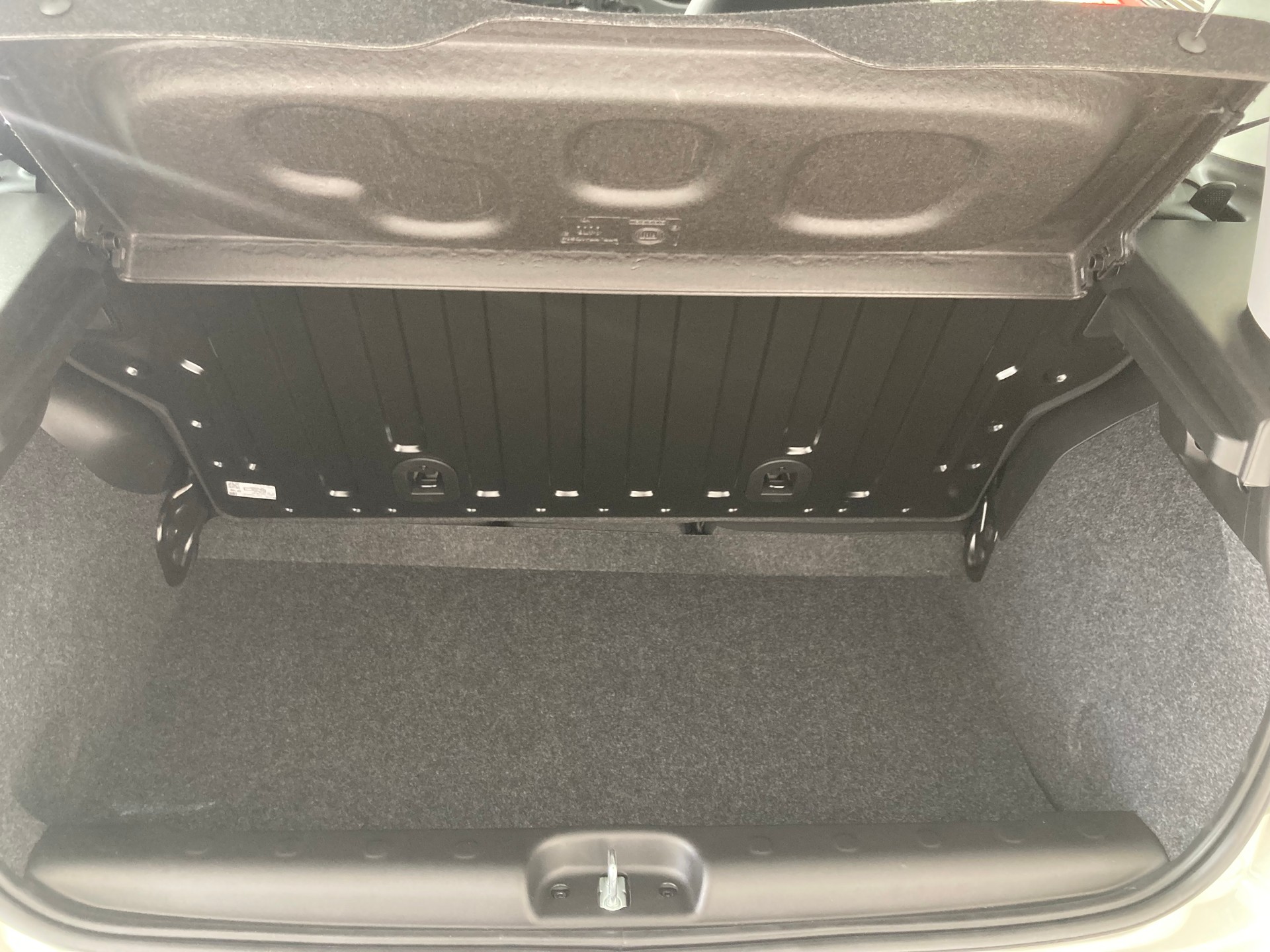 FIAT Panda 1.0 MHEV City Life-image-13