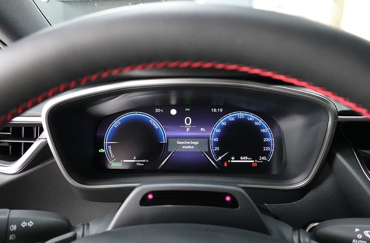TOYOTA Corolla Touring Sports 2.0 HSD GR Sport e-CVT-image-13