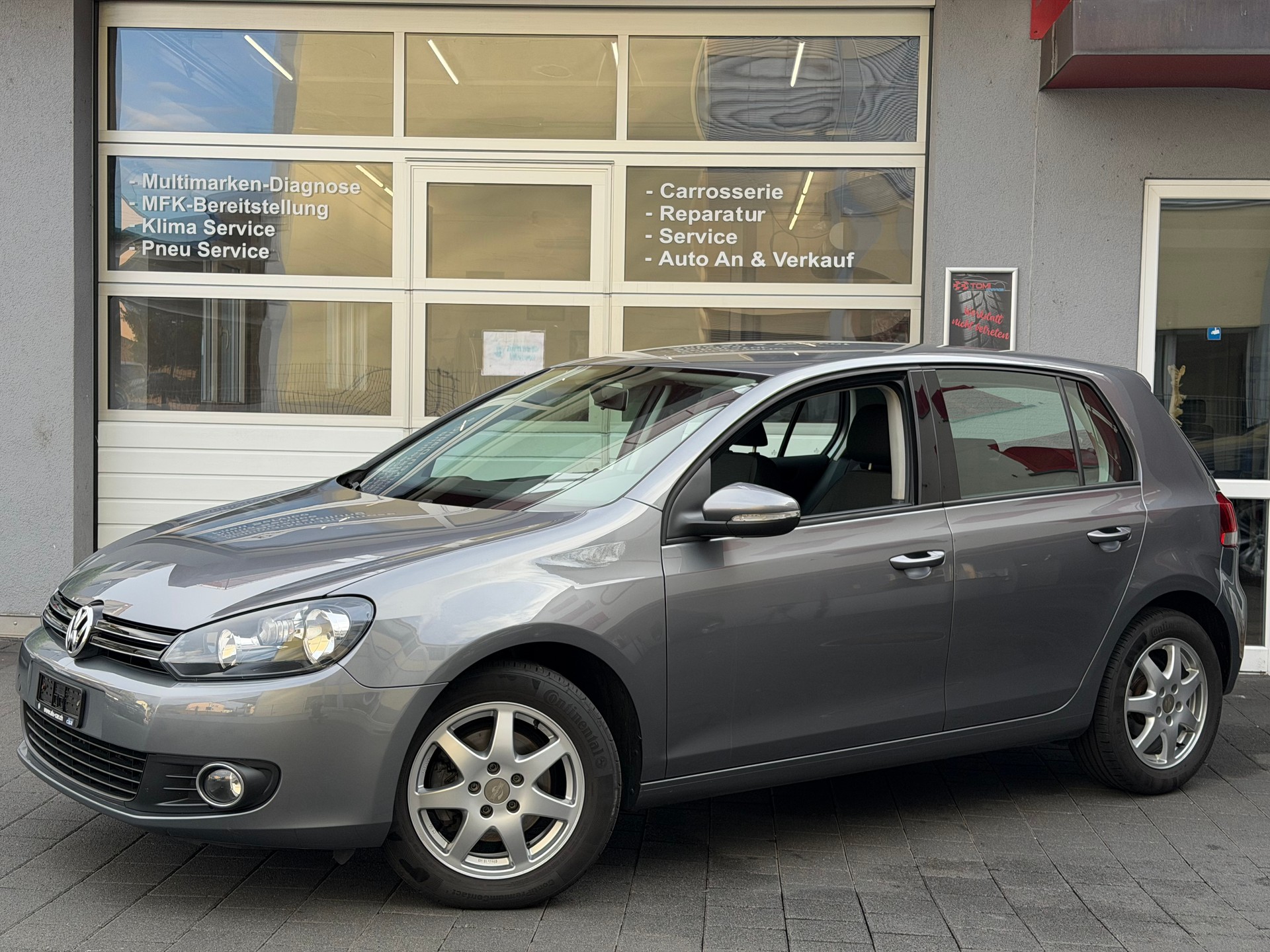 VW Golf 1.4 TSI Comfortline*Ab MFK&Service*8-Fach Räder*Tempomat*CH-FHZ*-image-0