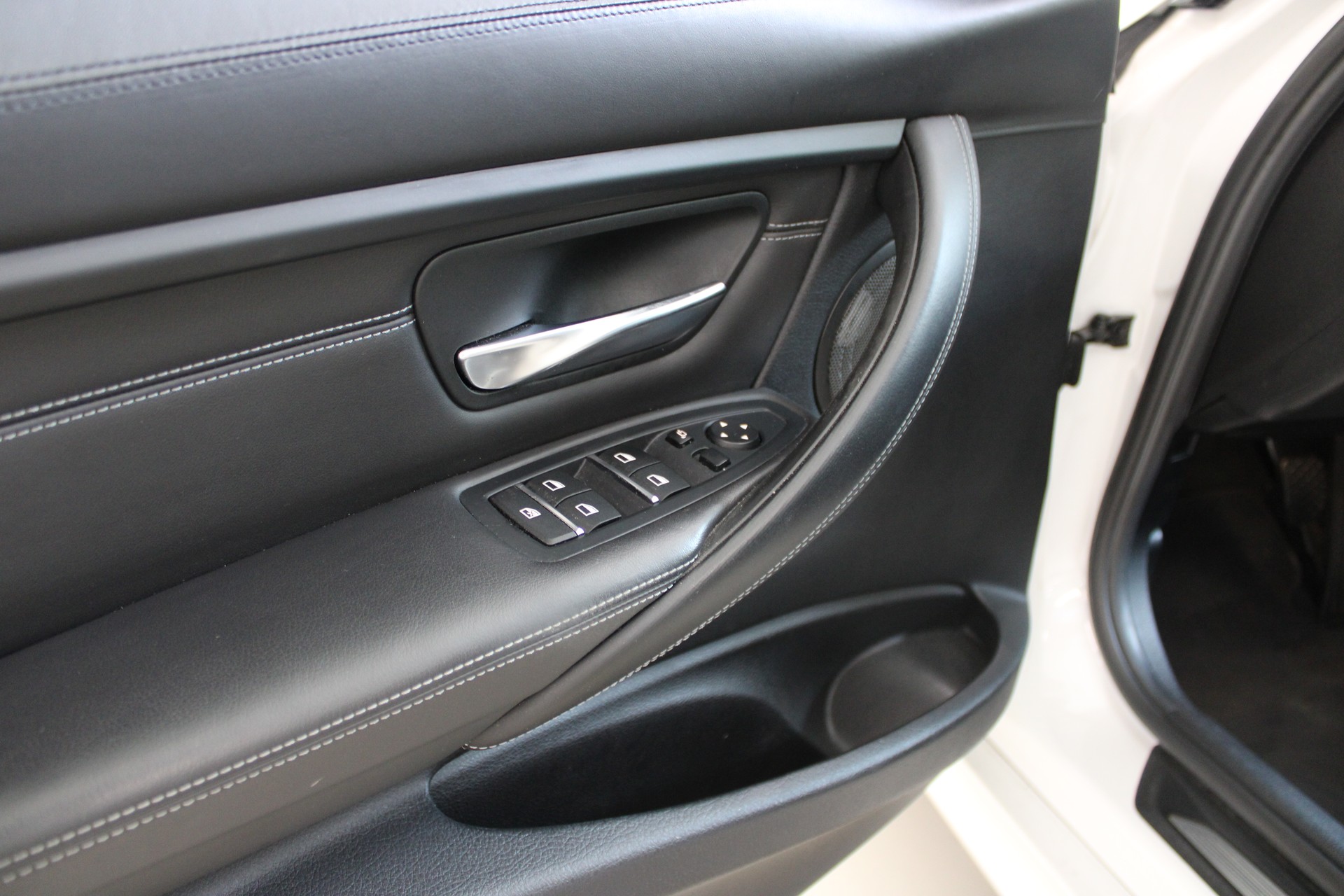 BMW M3 Competition ( 1.Hand - Sammlerzustand) )-image-8
