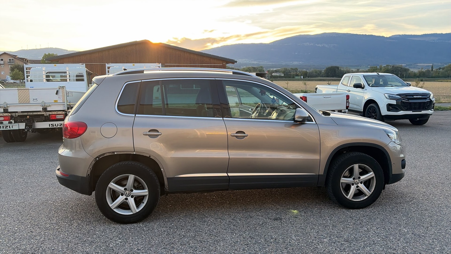 VW Tiguan 2.0 TDI BlueMotion Trend&Fun 4Motion DSG-image-3