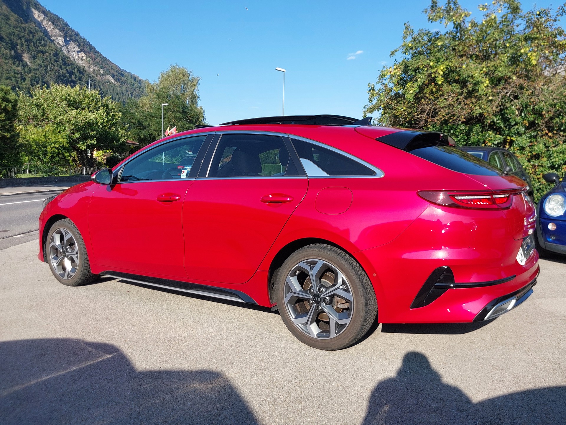 KIA ProCeed 1.4 T-GDi GT-Line DCT-image-2