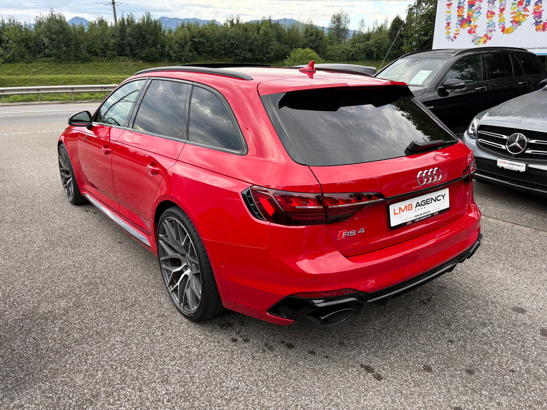 AUDI RS4 Avant quattro tiptronic-image-3