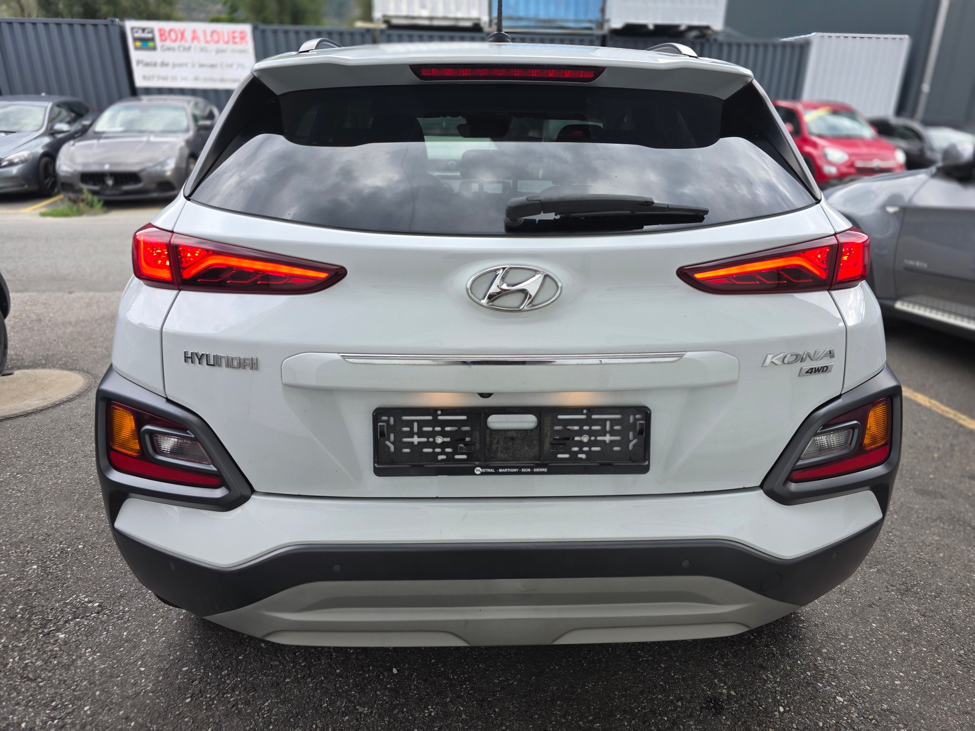 HYUNDAI Kona 1.6 T-GDi Launch 4WD DCT-image-3