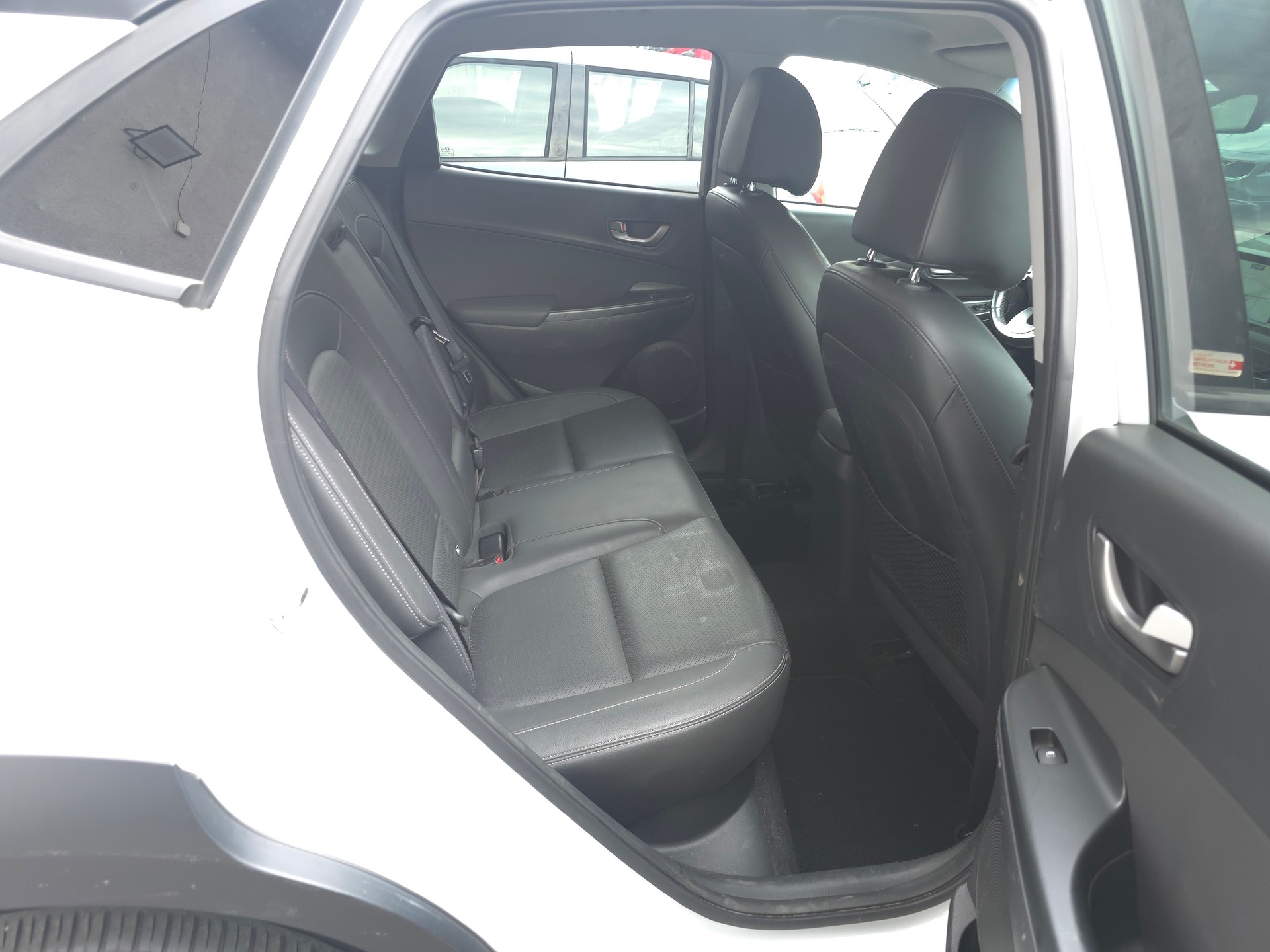 HYUNDAI Kona 1.6 T-GDi Launch 4WD DCT-image-12