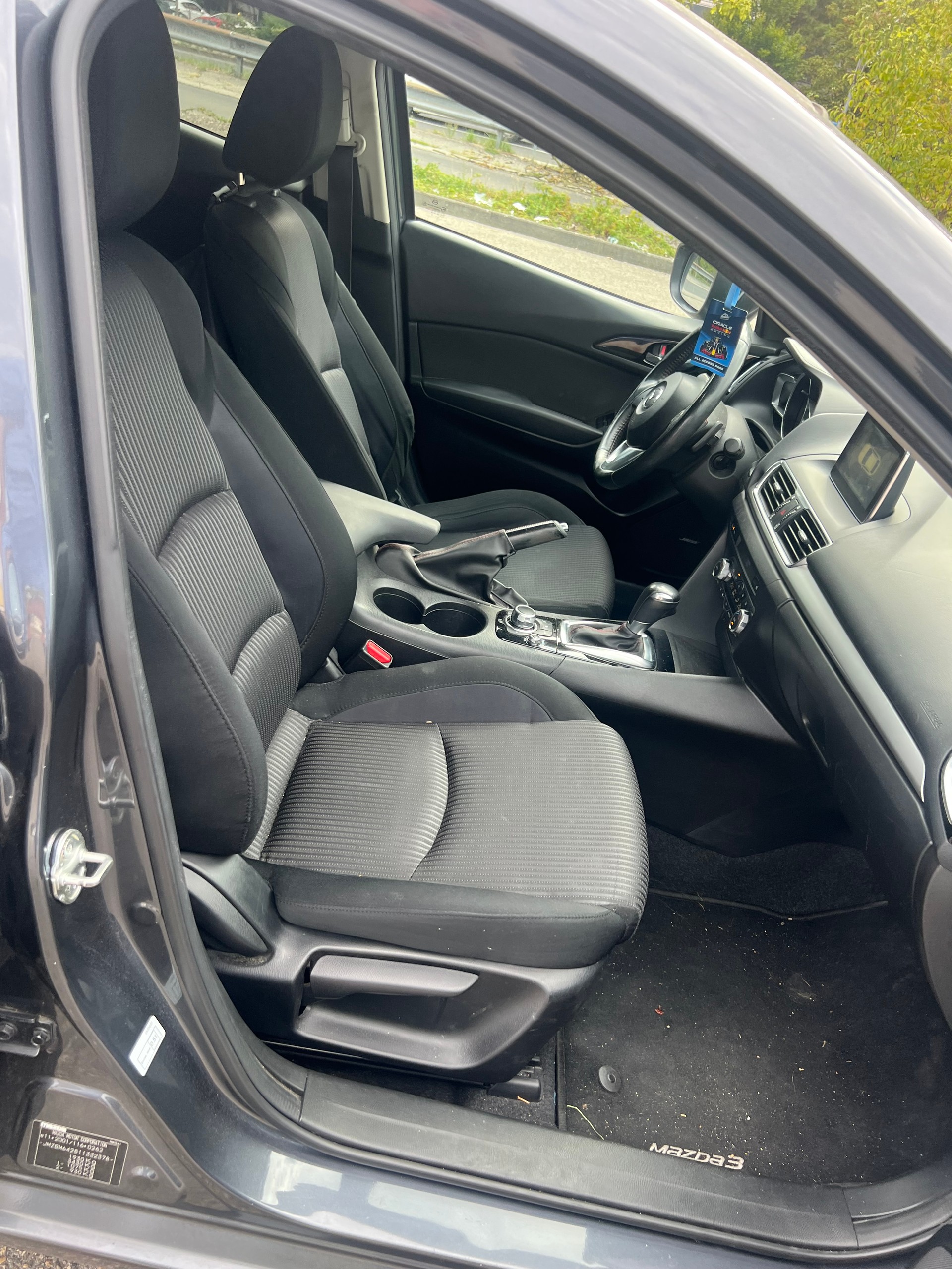 MAZDA 3 SKYACTIV-D 150 Revolution Automat-image-13