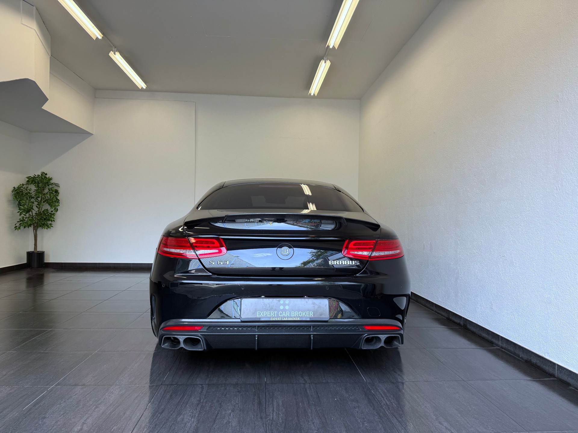 MERCEDES-BENZ S 63 AMG Coupé 4Matic "Brabus 600* ALL BLACK Speedshift MCT-image-10
