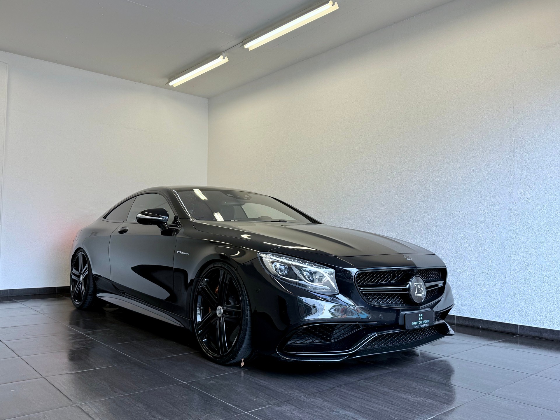 MERCEDES-BENZ S 63 AMG Coupé 4Matic "Brabus 600* ALL BLACK Speedshift MCT-showroom-element-1