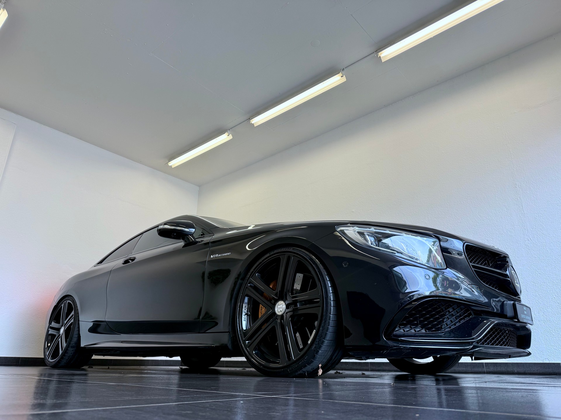 MERCEDES-BENZ S 63 AMG Coupé 4Matic "Brabus 600* ALL BLACK Speedshift MCT-showroom-element-2