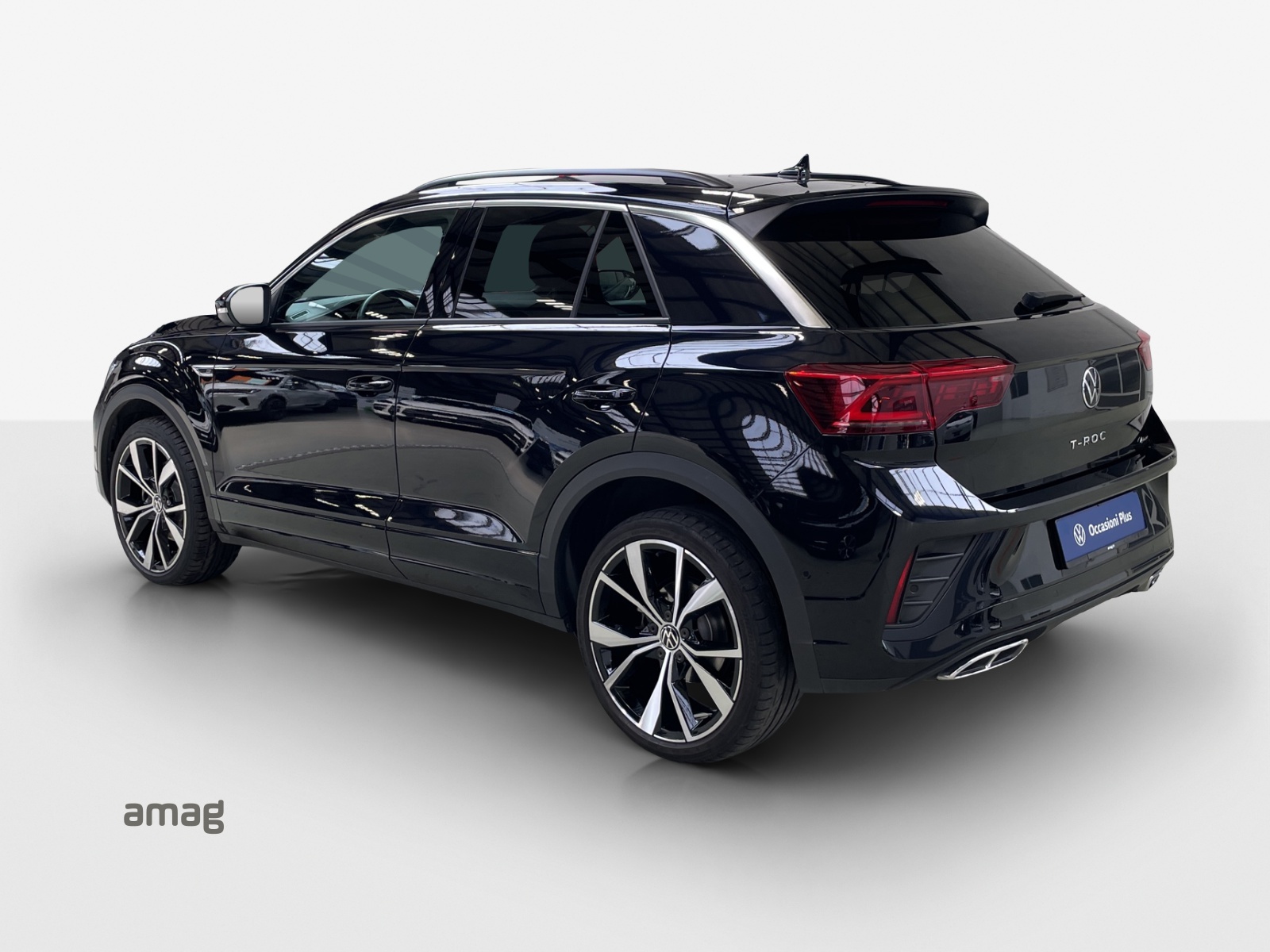 VW T-Roc 2.0 TSI R-Line DSG 4Motion-image-2
