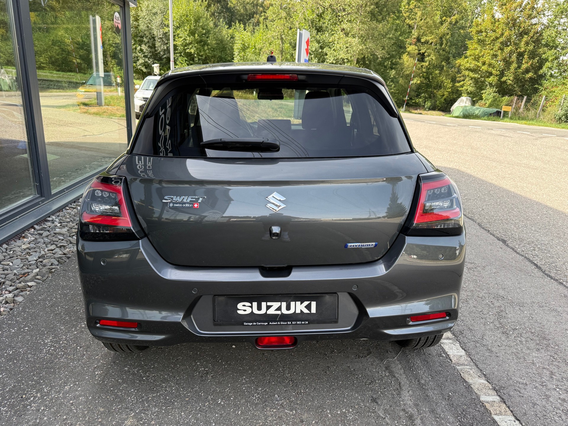 SUZUKI Swift 1.2 Piz Sulai Hybrid Top 4x4-image-4