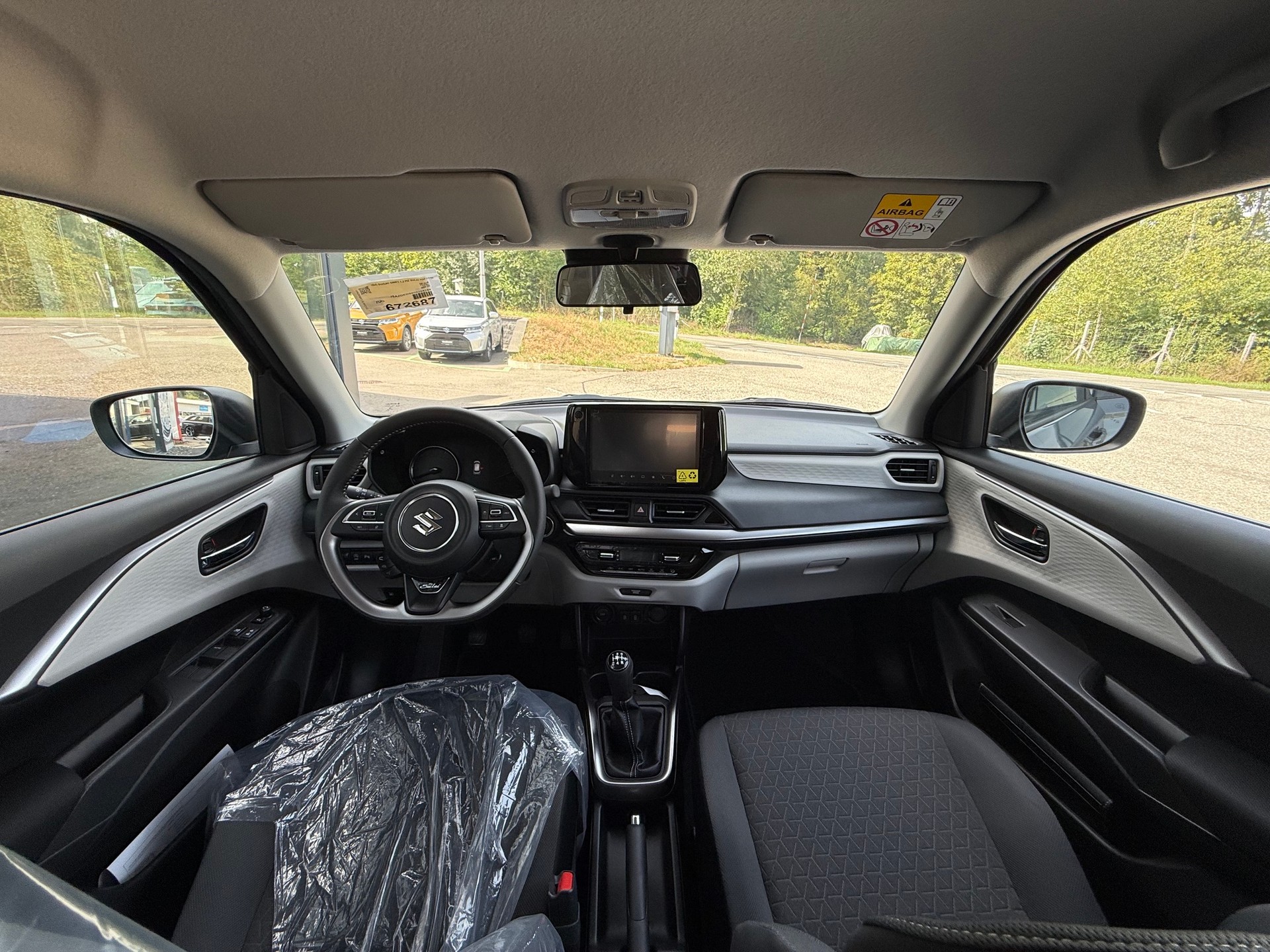 SUZUKI Swift 1.2 Piz Sulai Hybrid Top 4x4-image-9