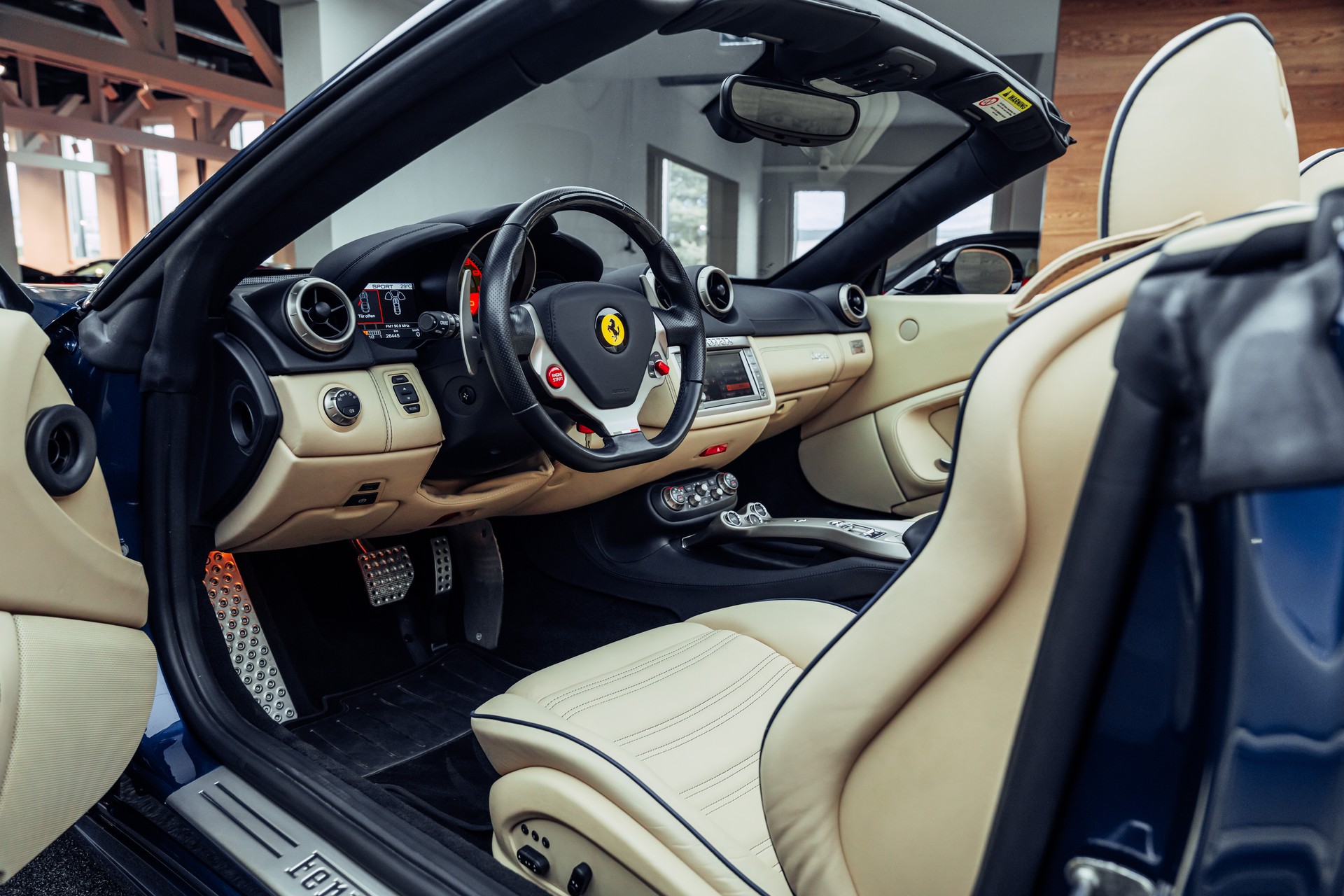 FERRARI California 30 Blu Tour de France-image-4