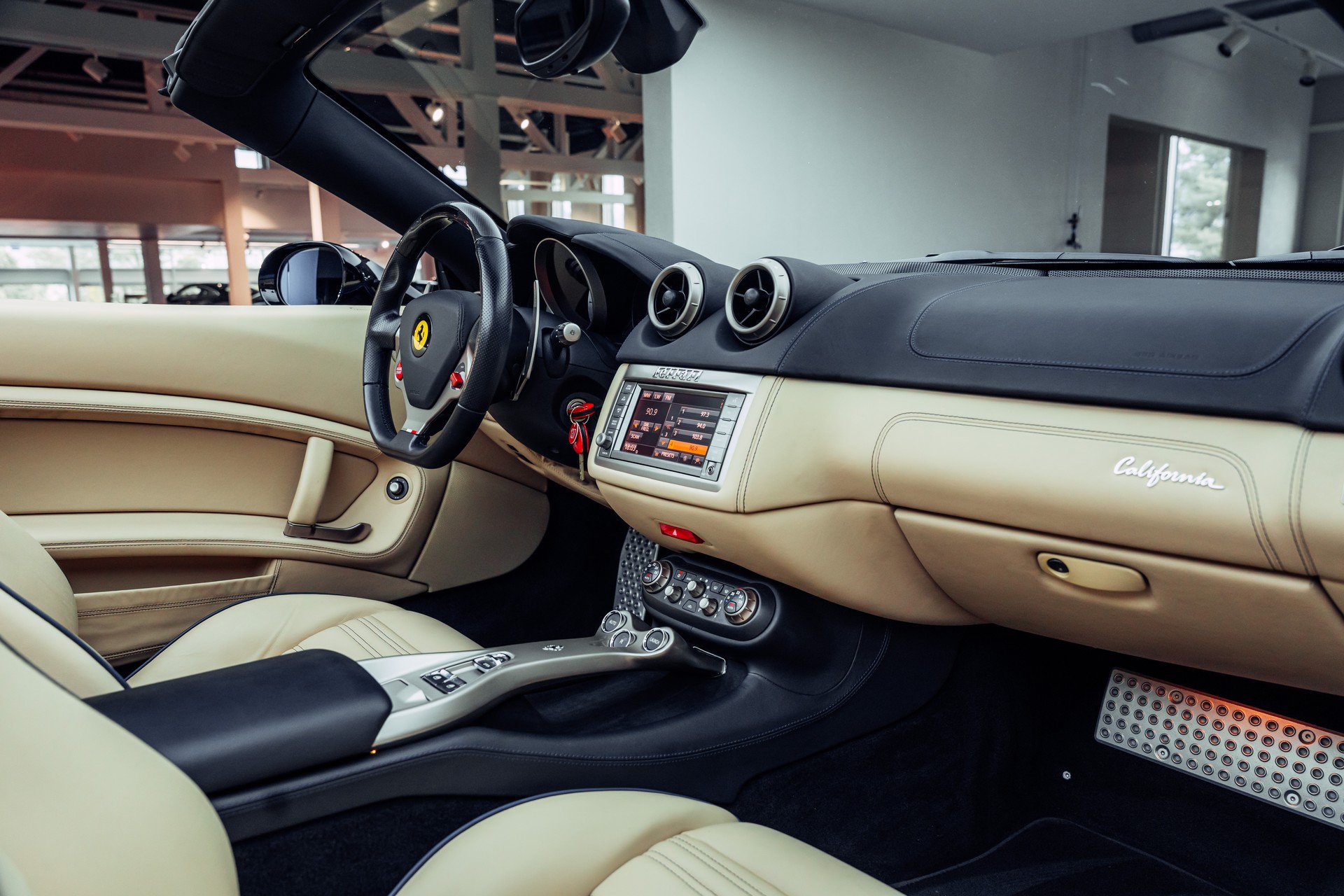 FERRARI California 30 Blu Tour de France-image-5