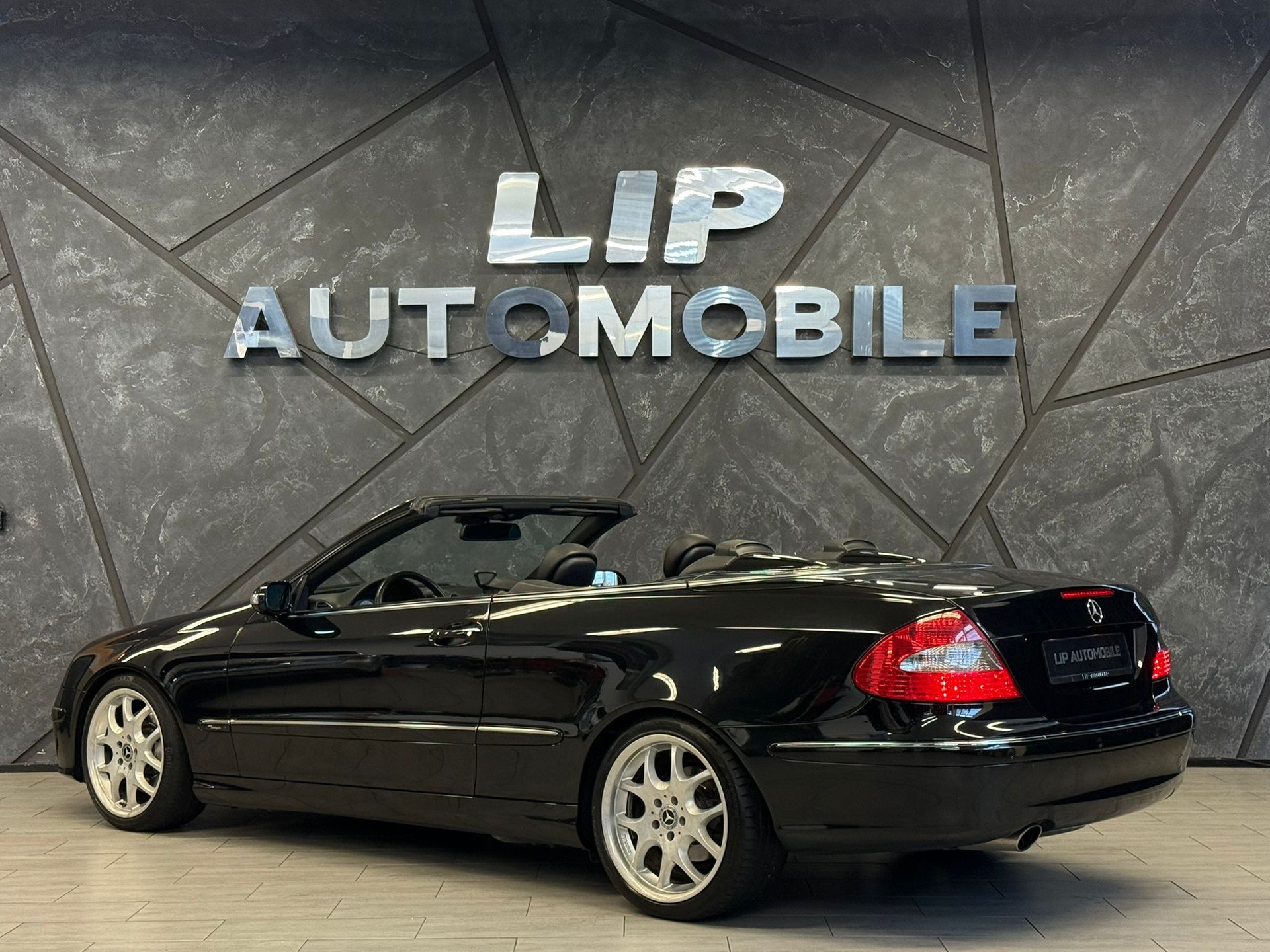 MERCEDES-BENZ CLK 200 Kompr. Avantgarde Grand Ed. Aut.-image-7