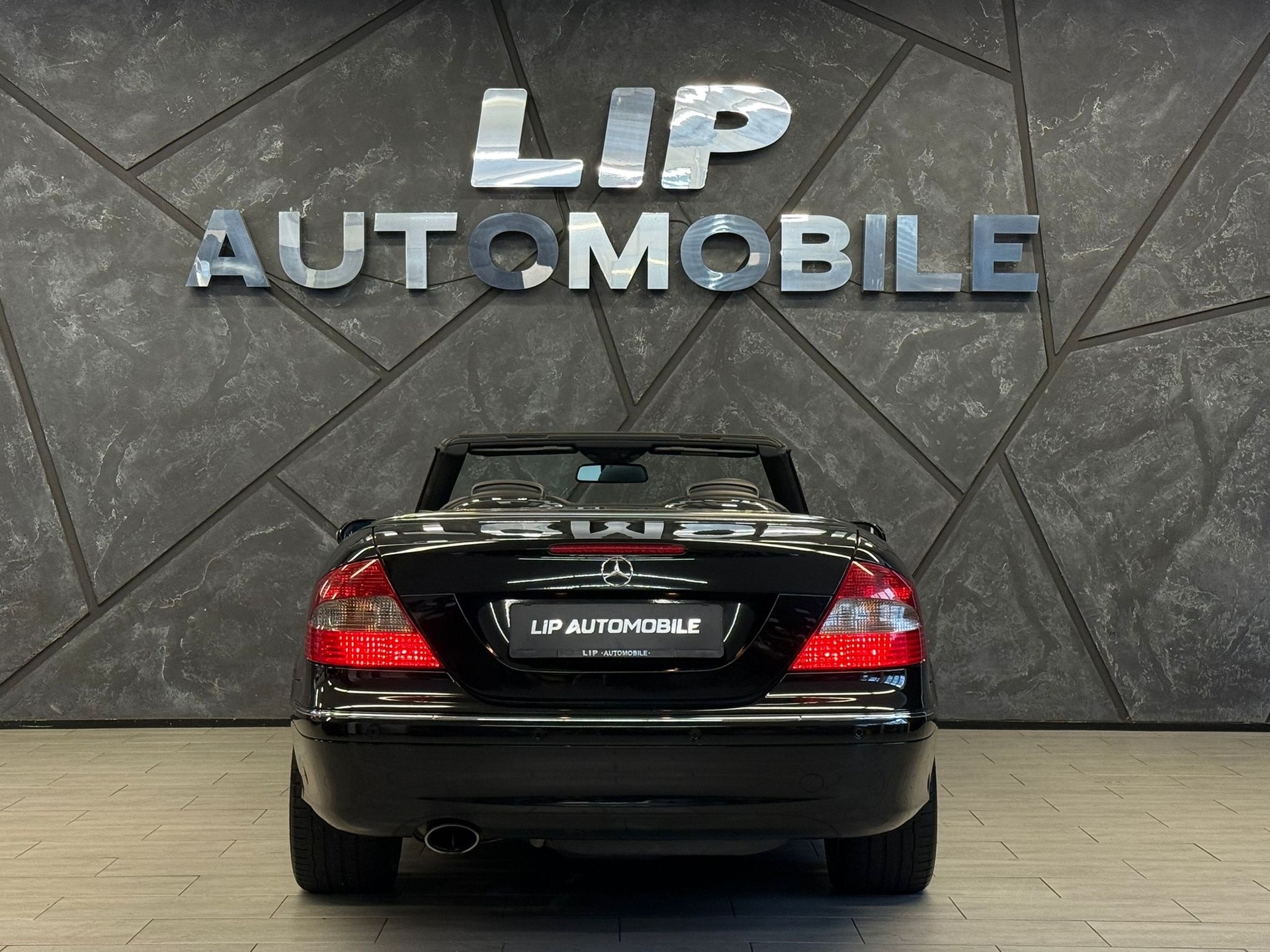 MERCEDES-BENZ CLK 200 Kompr. Avantgarde Grand Ed. Aut.-image-6